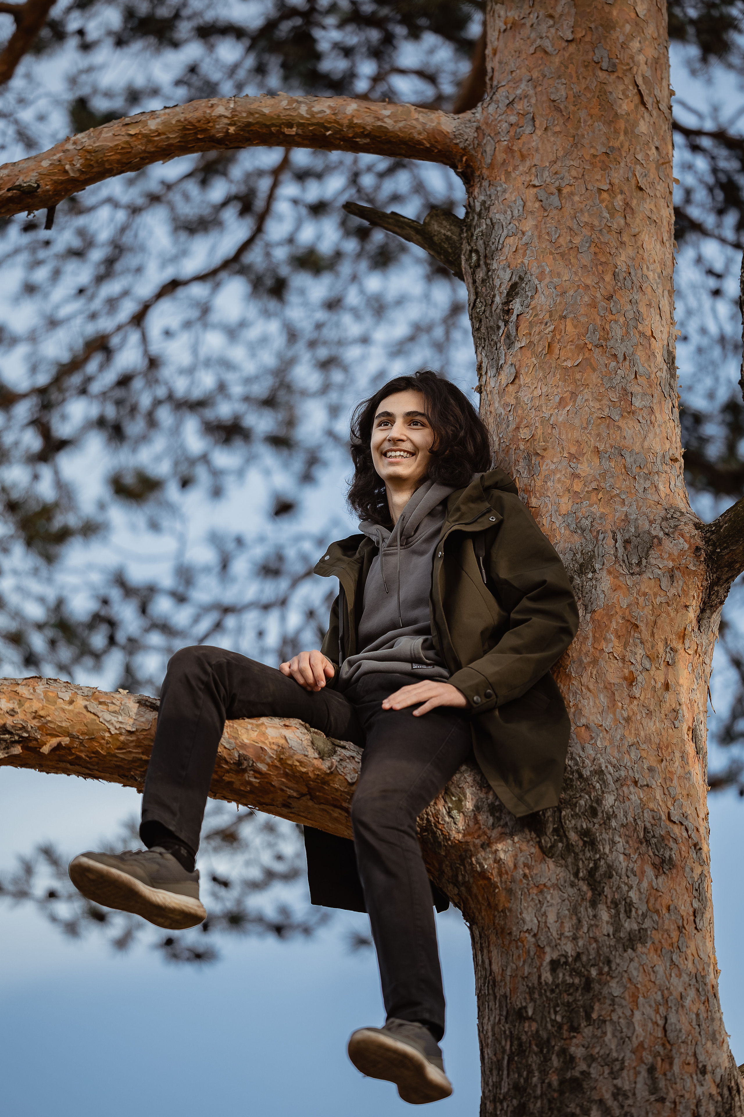 Фотосессия юноши на улице. Семейный и детский фотограф в Перми Мария Карабатова