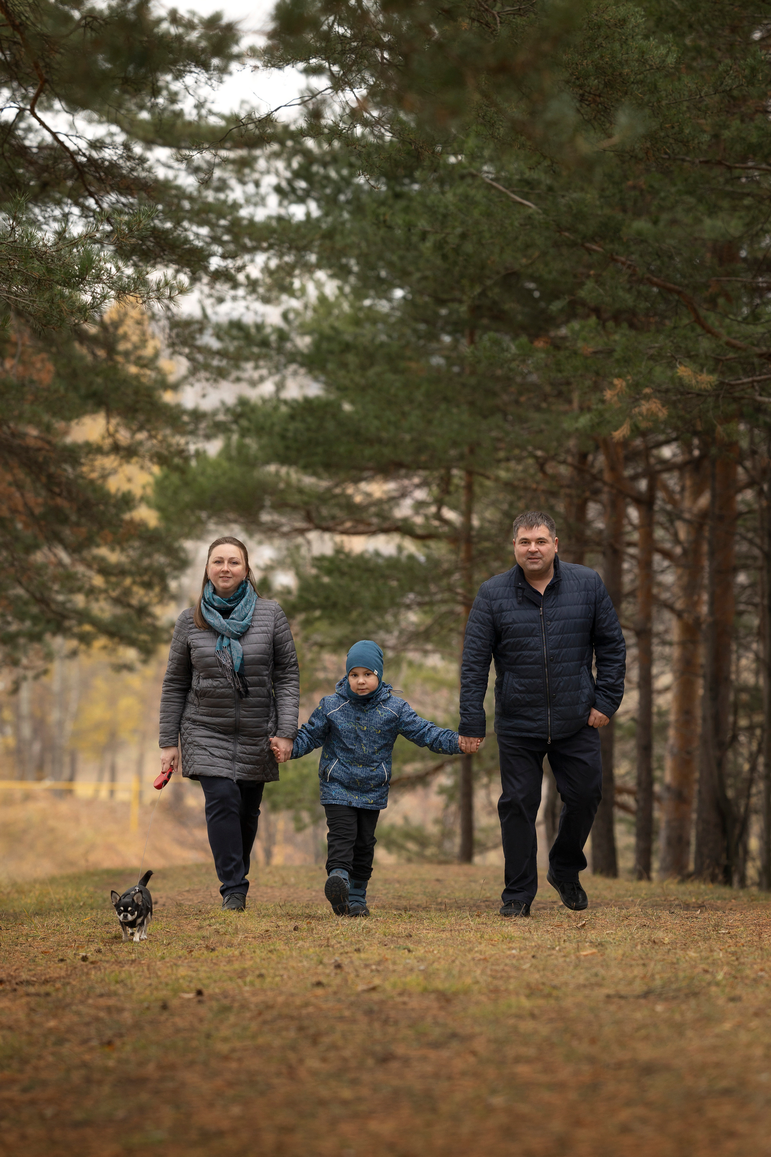 Семейная фотопрогулка на улице. Семейный и детский фотограф в Перми Мария Карабатова