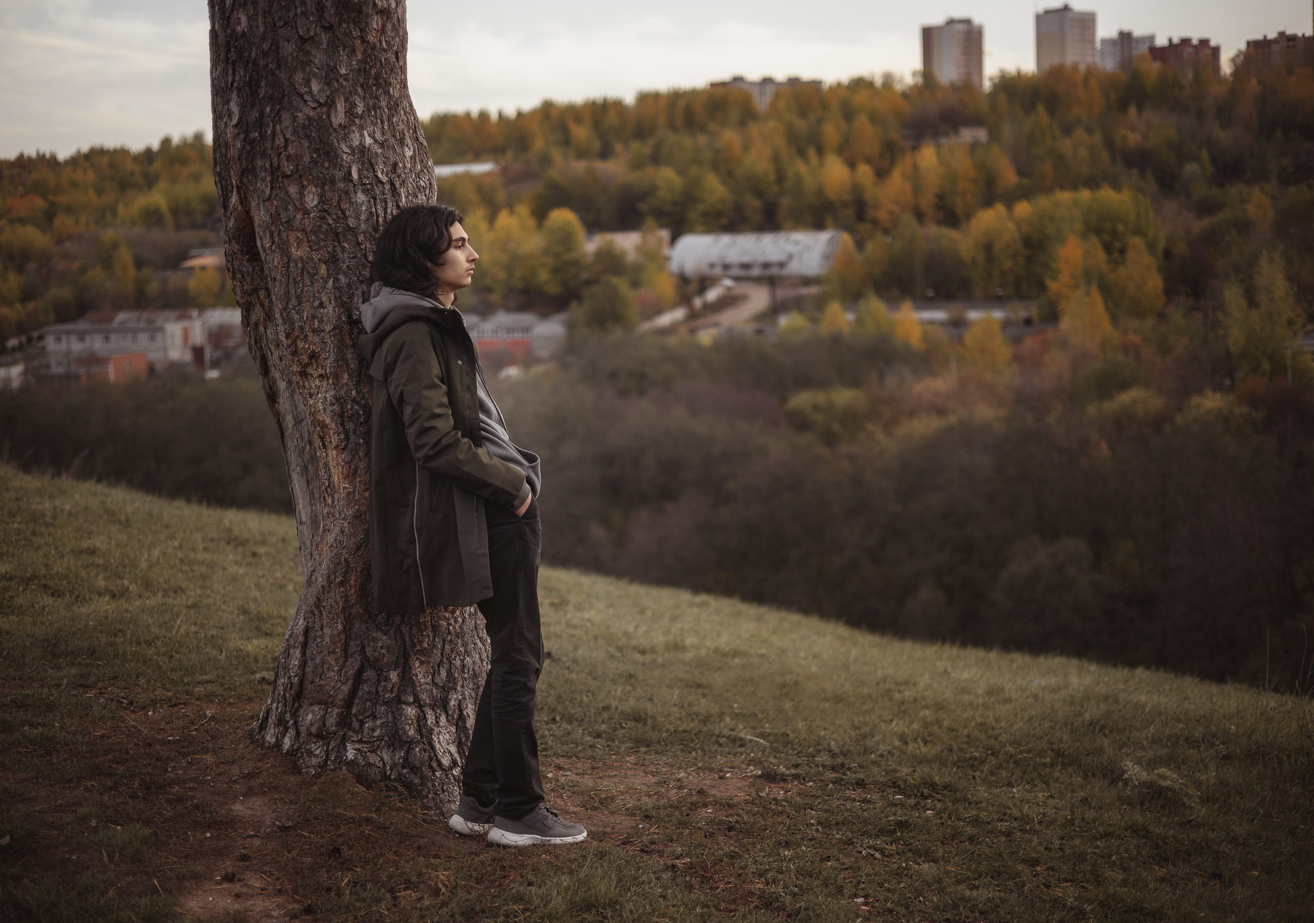 Фотосессия юноши на улице. Семейный и детский фотограф в Перми Мария Карабатова