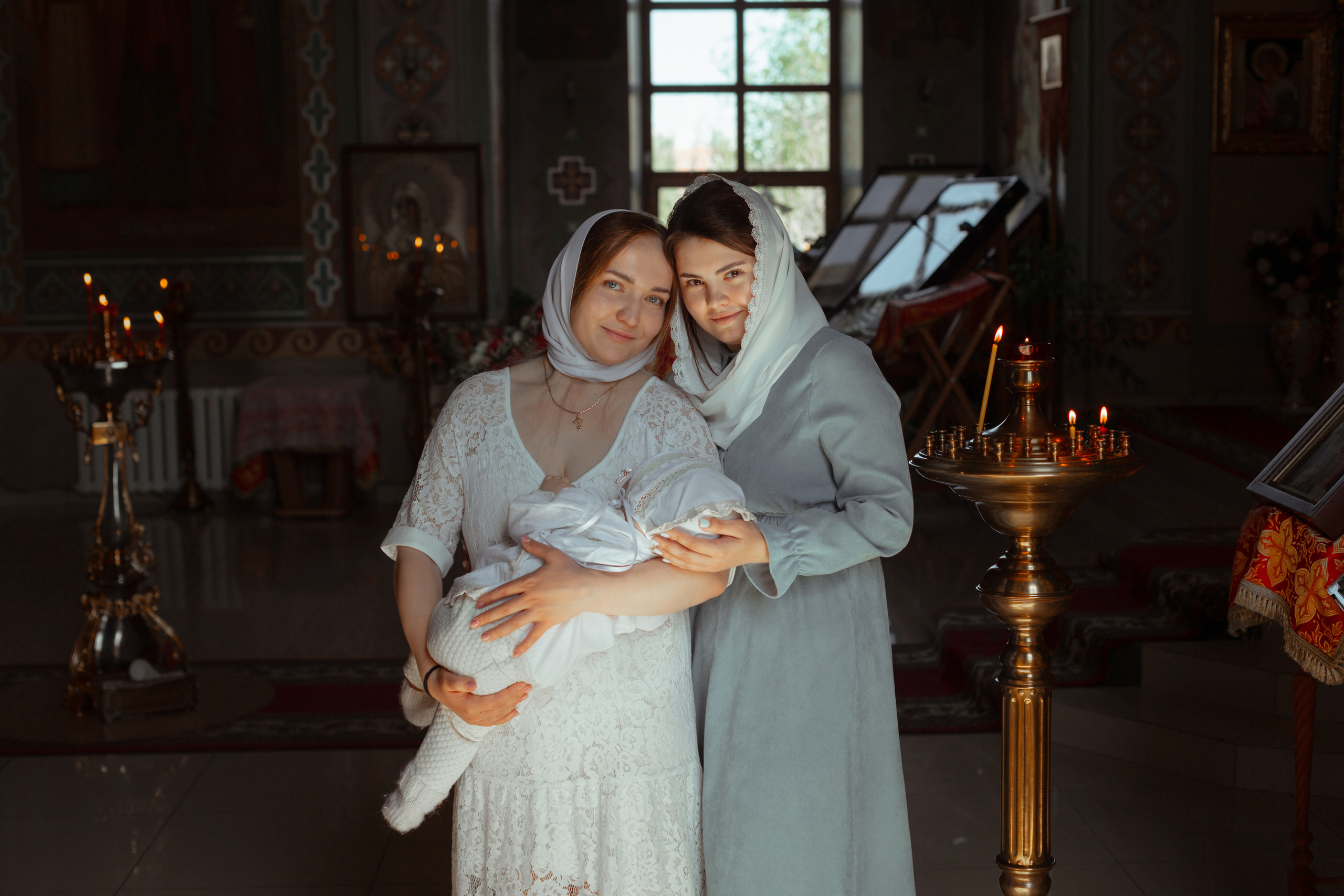 Крещение Алисы Храм Серафима Саровского Пригородный. Фотограф новорожденных Оренбург Оксана Трофимова