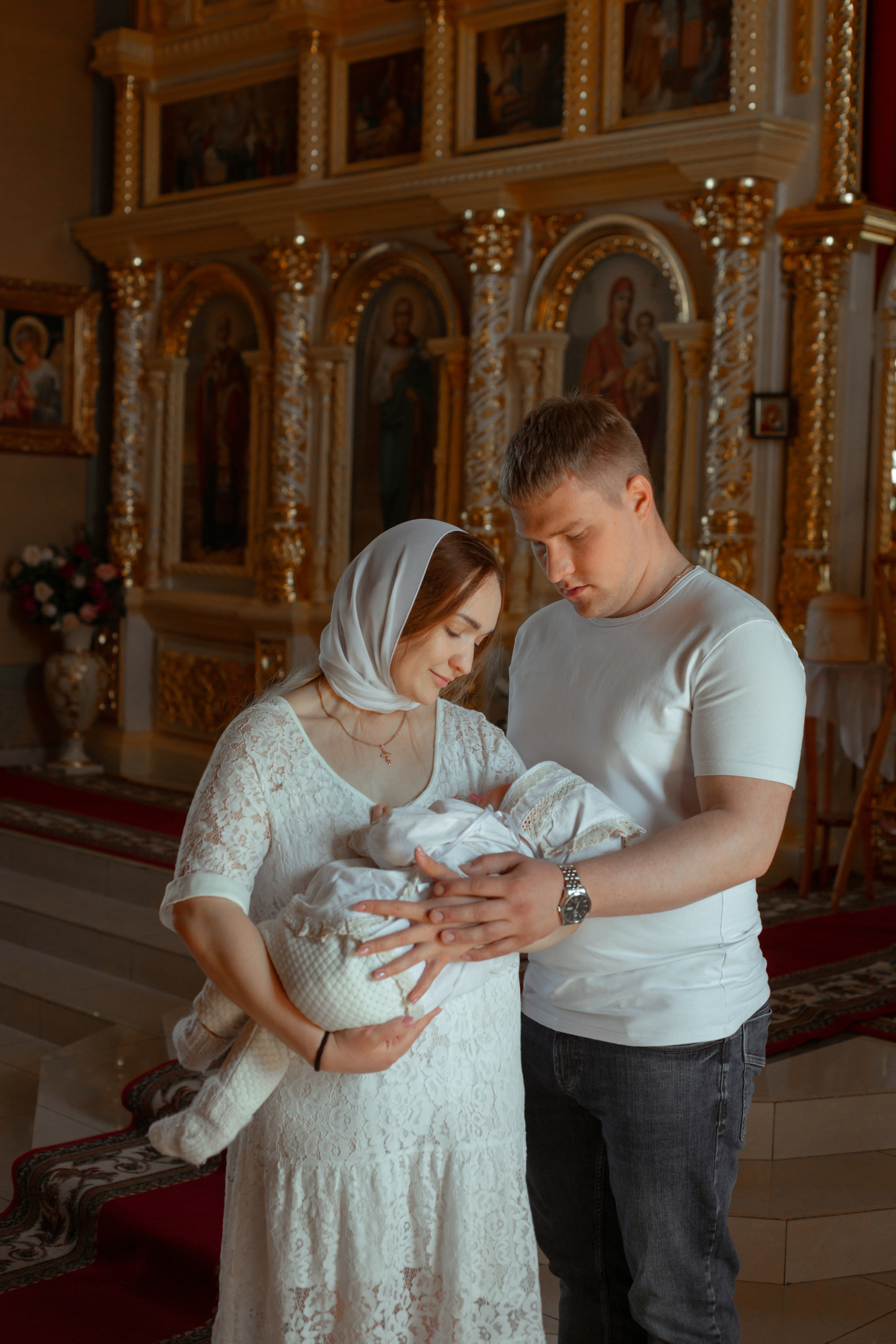 Крещение Алисы Храм Серафима Саровского Пригородный. Фотограф новорожденных Оренбург Оксана Трофимова