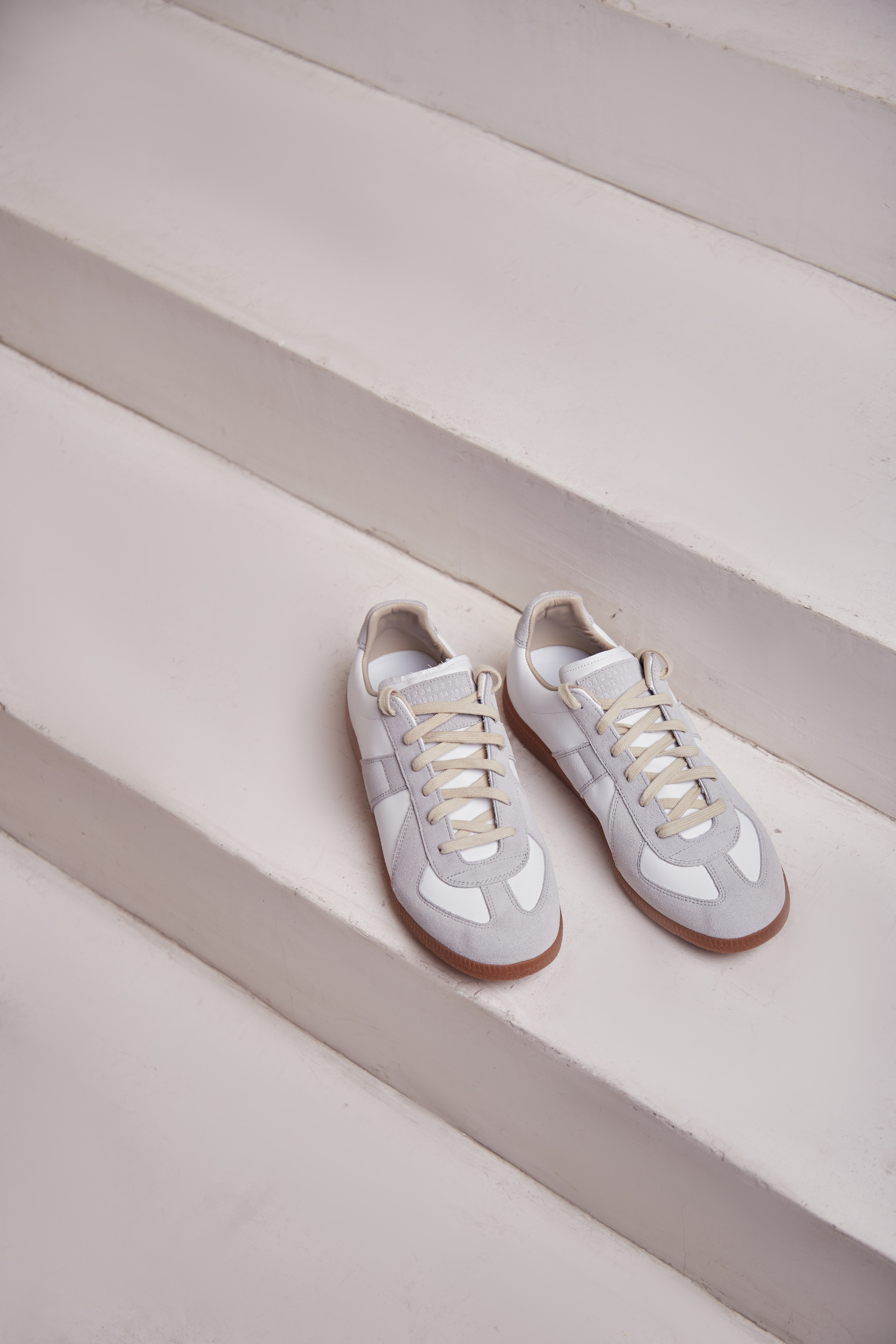 Магазин кроссовок PRICE POINT. Фоттéтика / фотоагентство в москве / фотограф москва