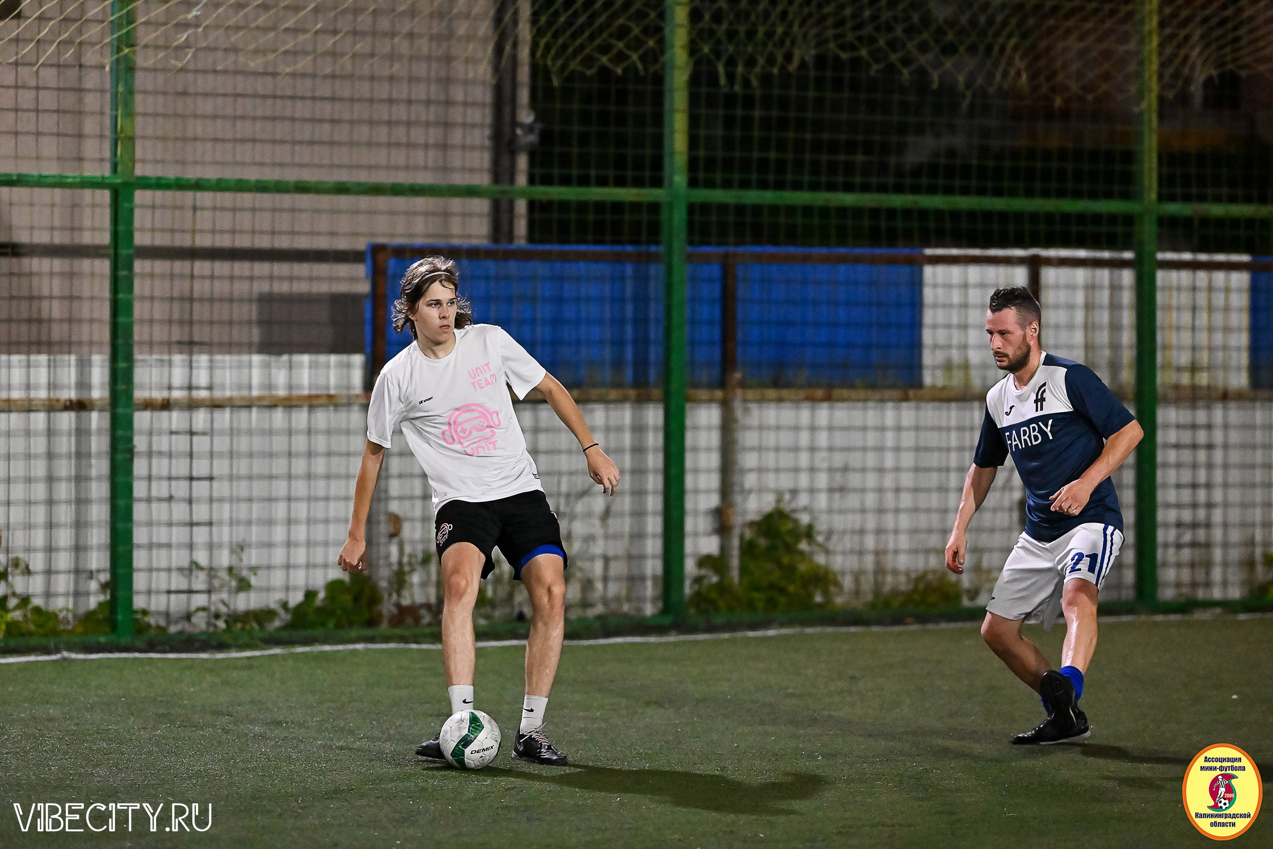 ФИНАЛЬНЫЕ ИГРЫ КУБКА МИНИ-ФУТБОЛЬНОЙ ЛИГИ И КУБКА КОРПОРАТИВНОЙ МФЛ 2025. VIBECITY.RU Вайб Сити Ру Фоторепортажи Фотоотчеты Калининград