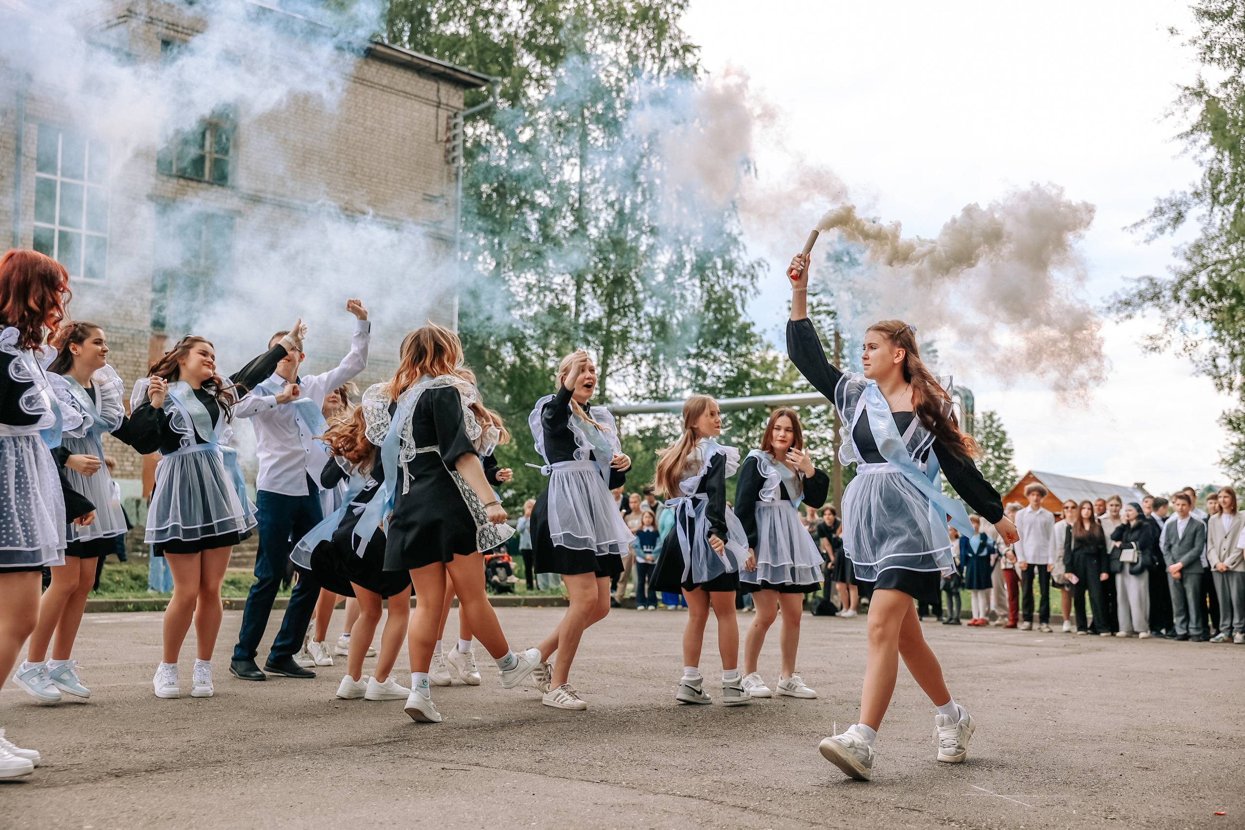 Последний звонок|Школа 140. Фотограф Диана Воробьева Нижний Новгород