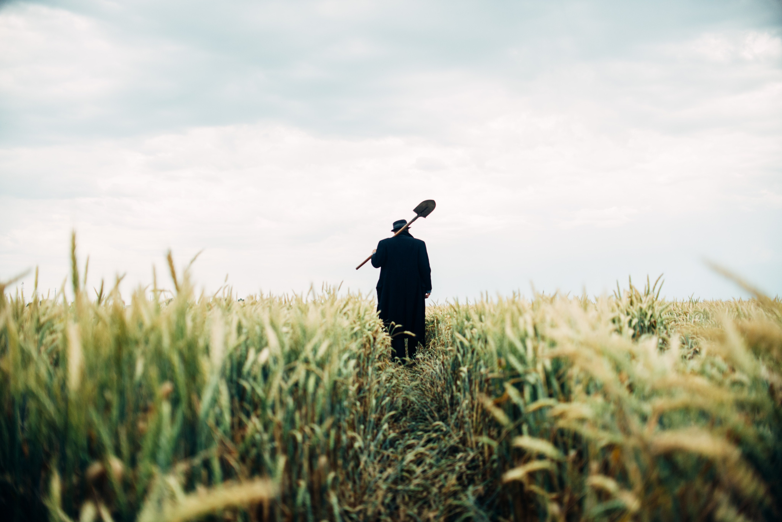 Евгений. Главная