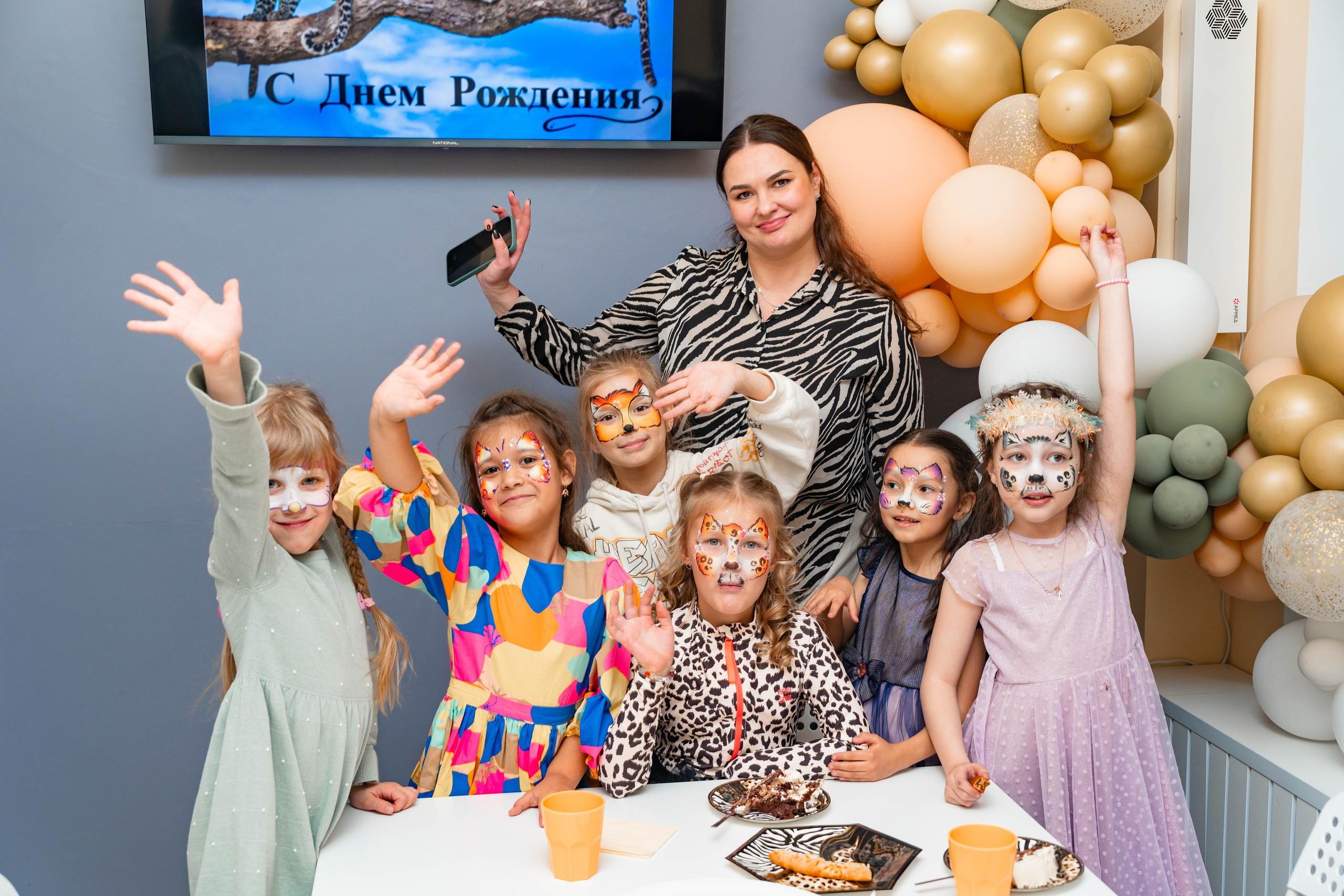 День Рождения Лауры в TiDi-клуб. Фотограф Никита Комаров