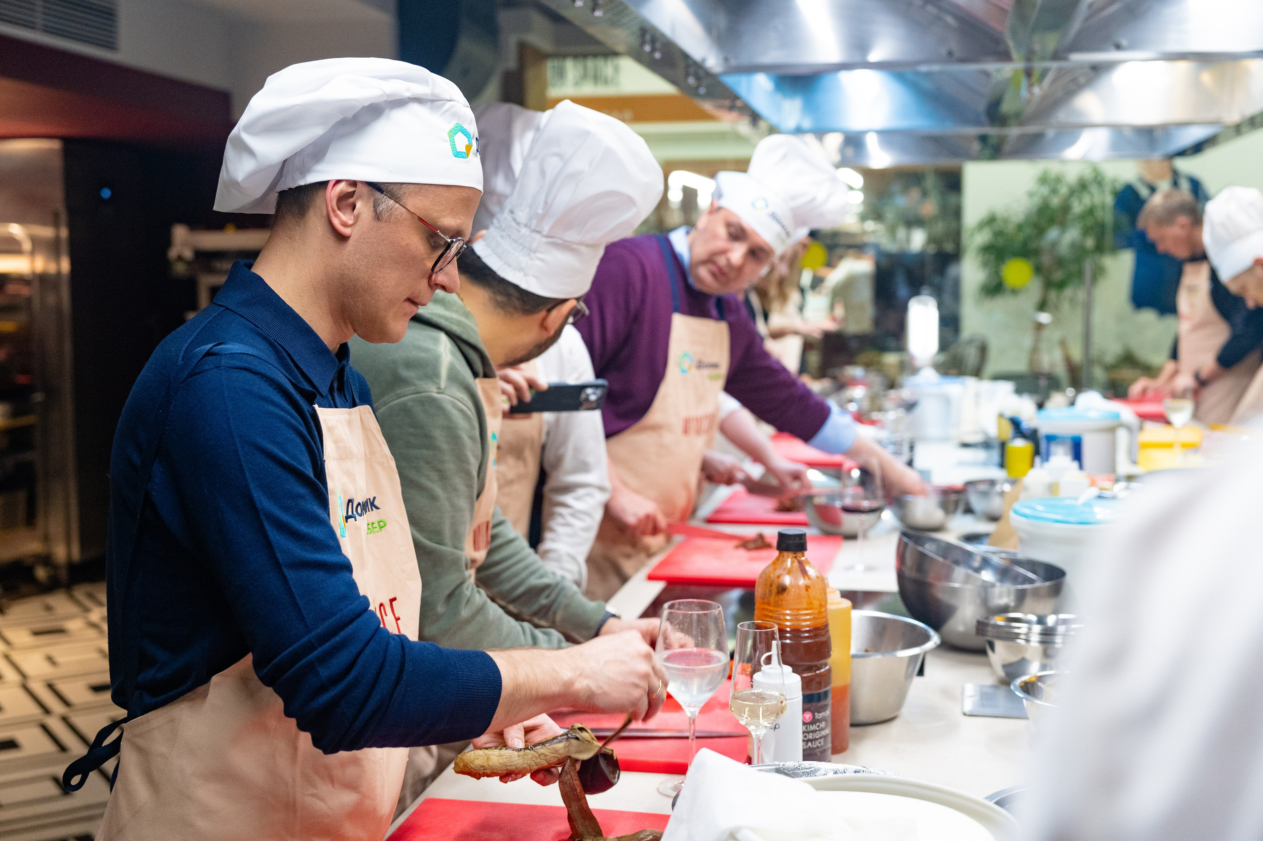 NOVIKOV SCHOOL — Умами зал. Фотограф Никита Комаров