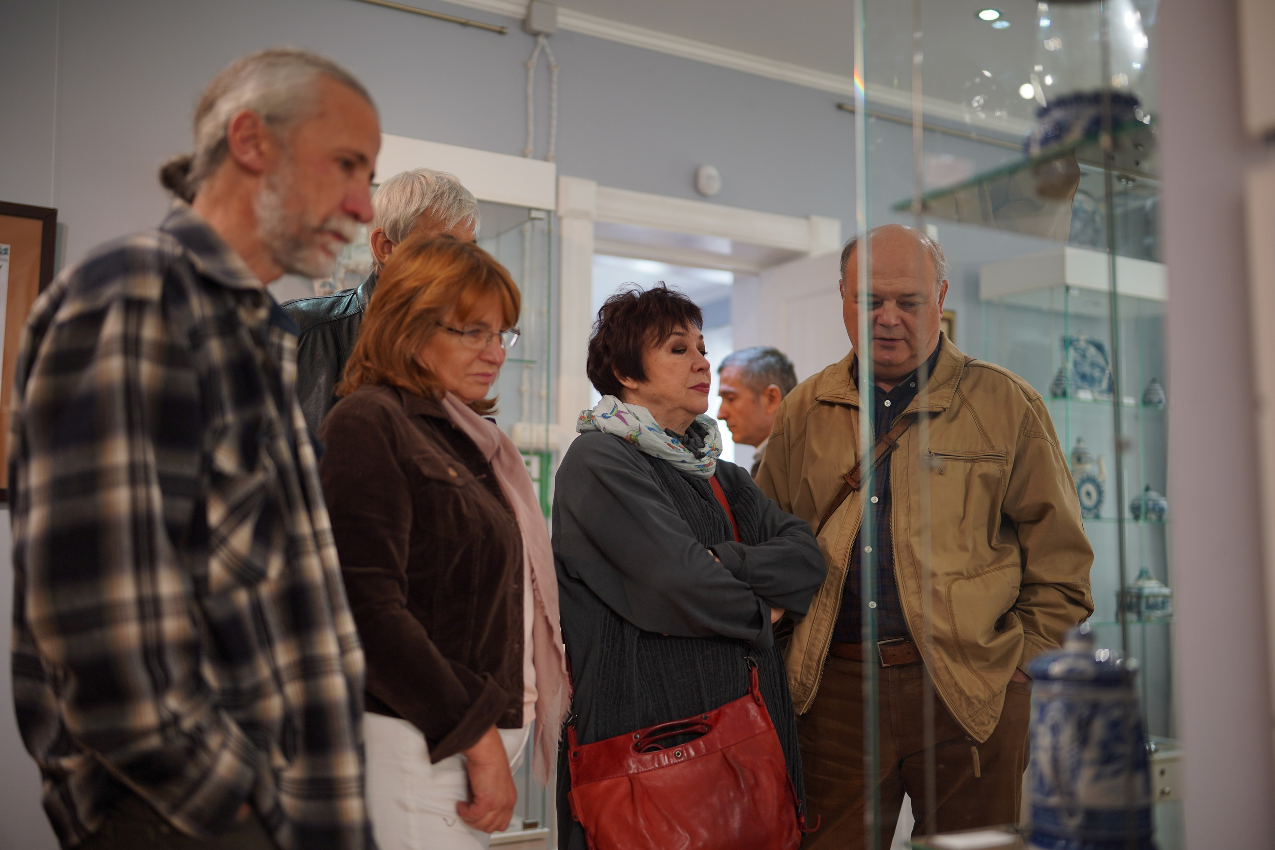 Exhibition by Alexander Tsaregorodtsev and Marnarita Podgornaya — Выставка Александра Царегородцева и Марнариты Подгорной