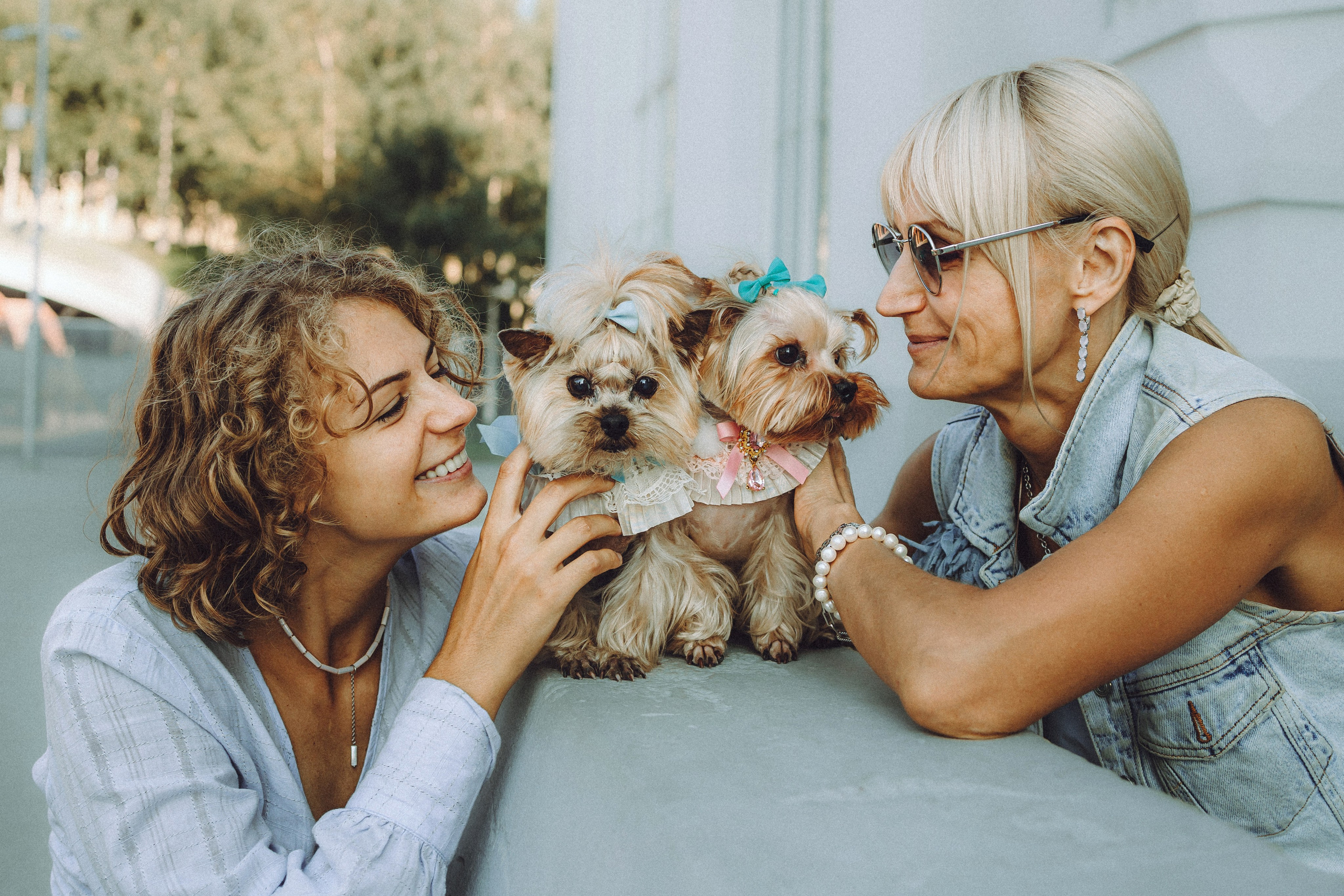 Дженни, Оливия и их семья