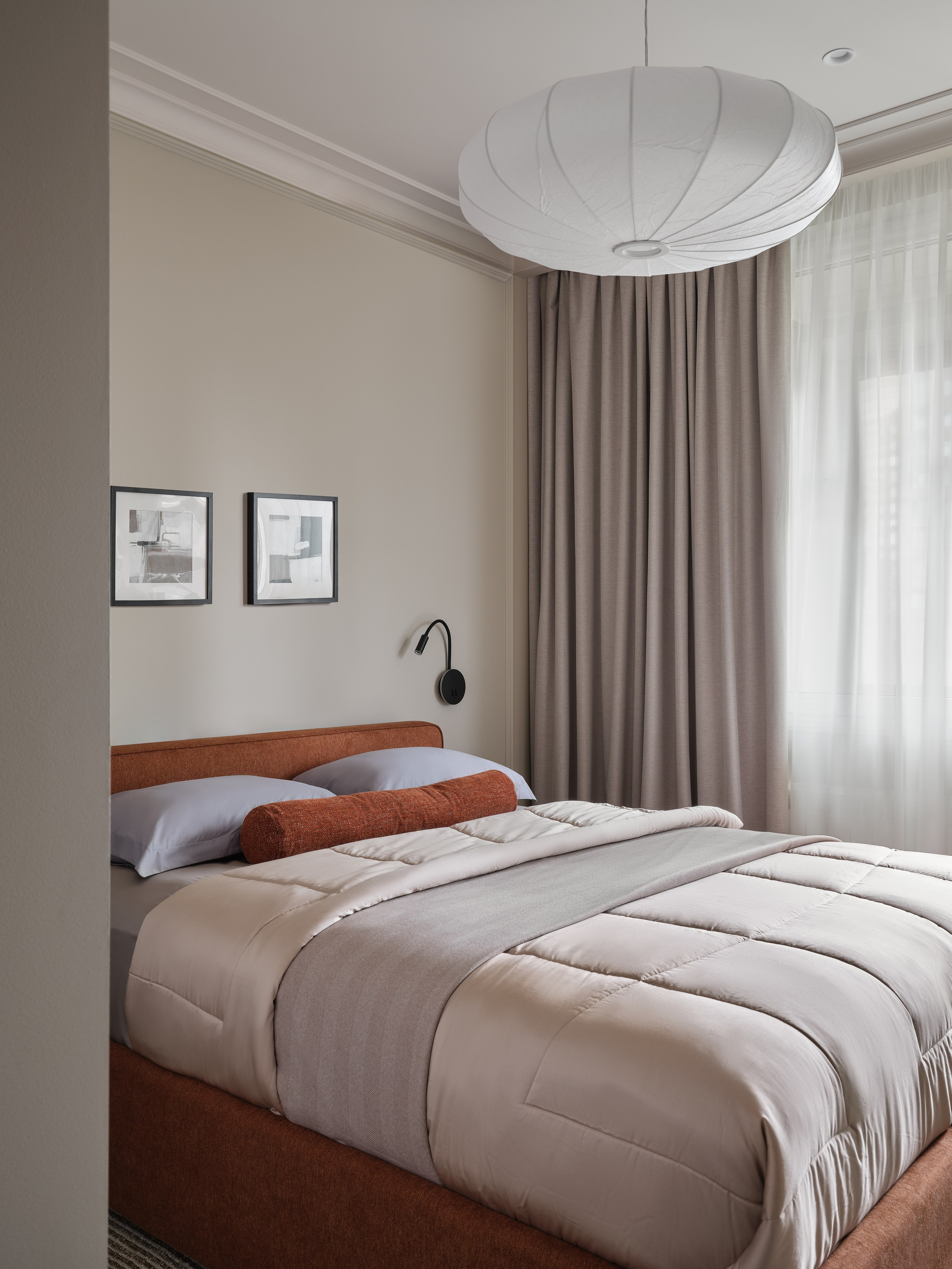 Лаконичный интерьер с акцентами. Фотограф Наталья Вершинина