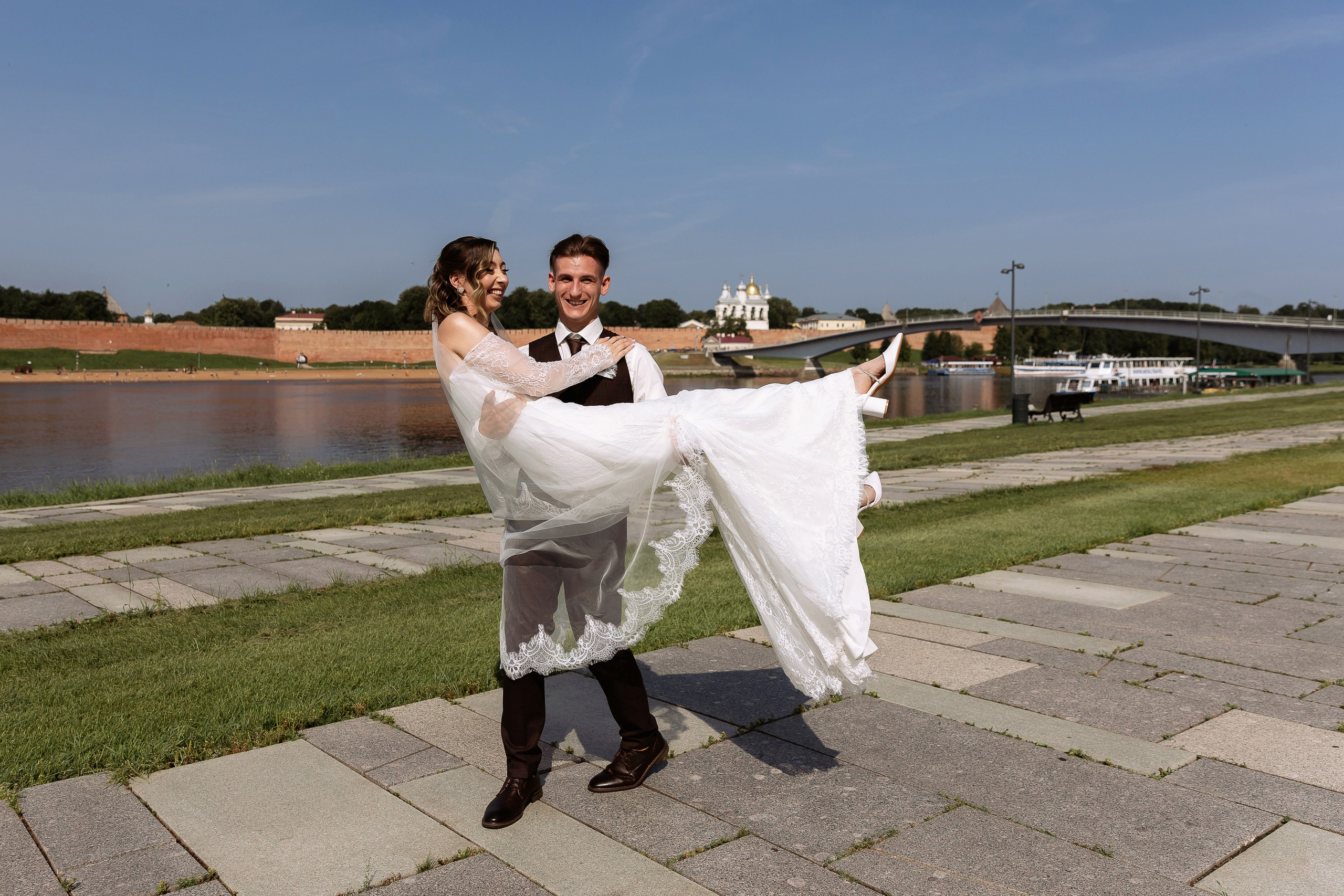 Вика и Никита. Свадебный и семейный фотограф Татьяна Ласкина в Великом Новгороде