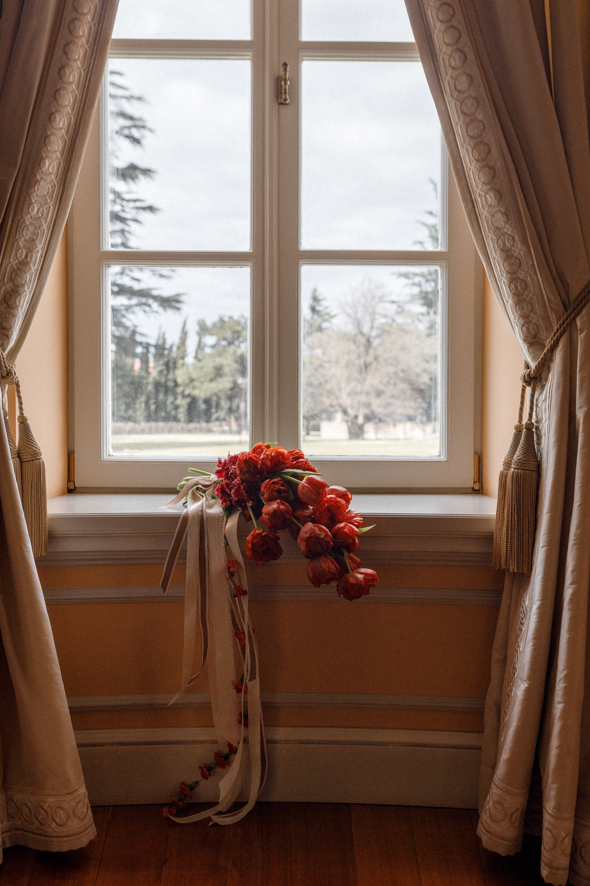 Петр и Лейла