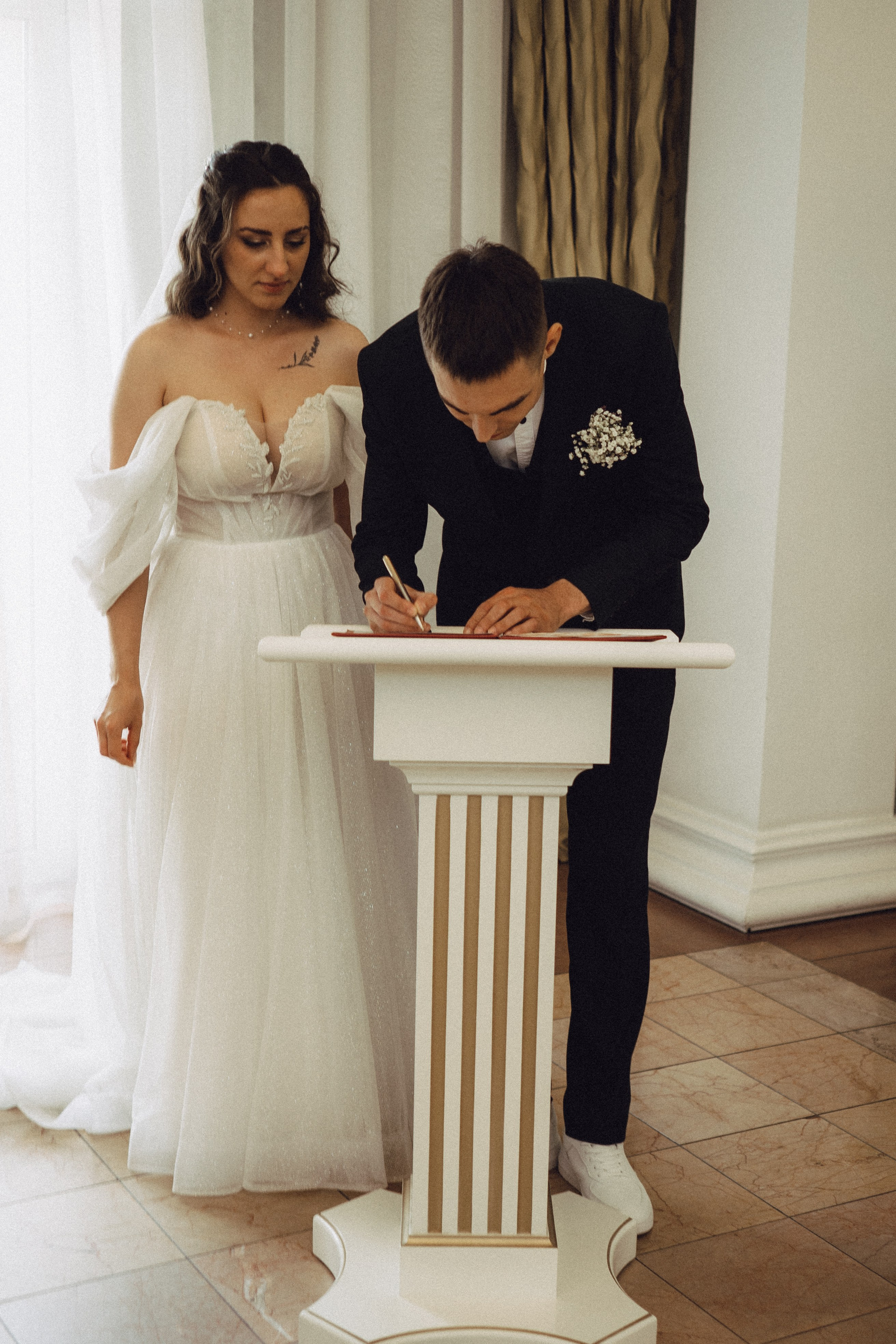 СВАДЕБНАЯ СЬЕМК В ПАРКЕ 300-ЛЕТИЯ. Профессиональный фотограф, Санкт-Петербург — Виктория Богомолова