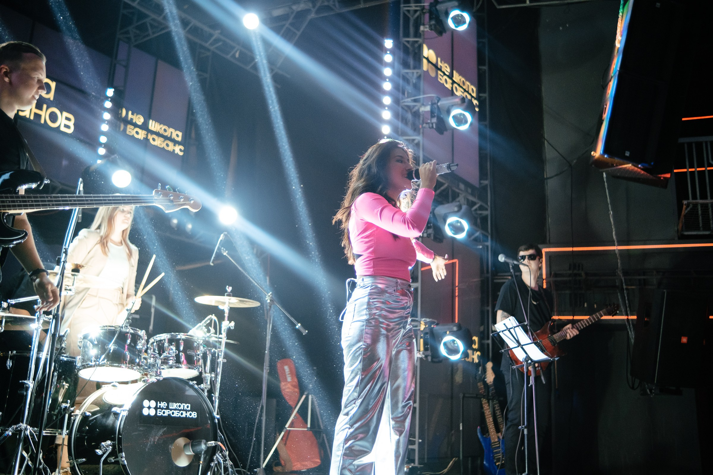 НЕ ШКОЛА БАРАБАНОВ- концерт