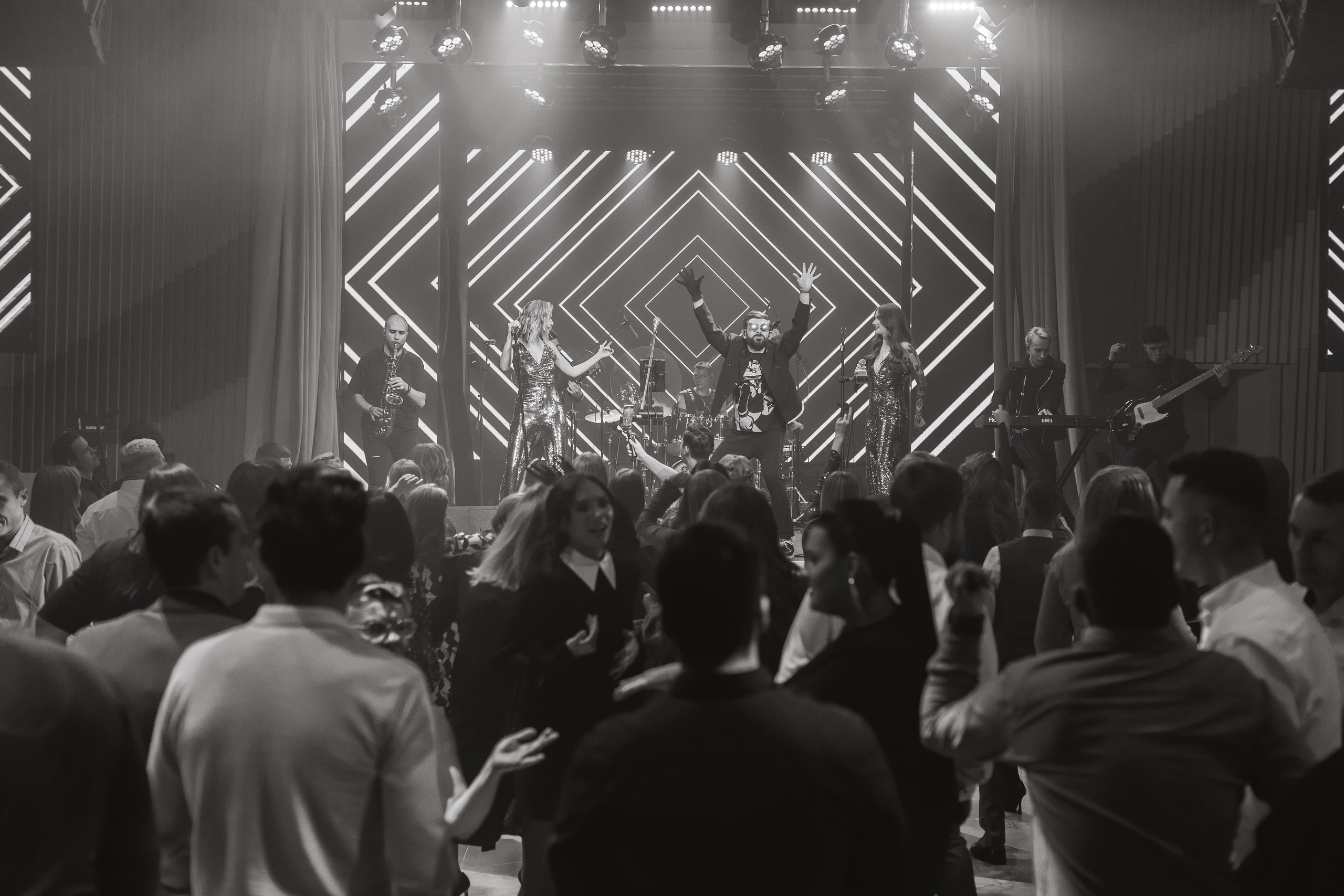 Корпоратив ПолСтраны. Свадебный и портретный фотограф в Королёве Сергей Чихарев