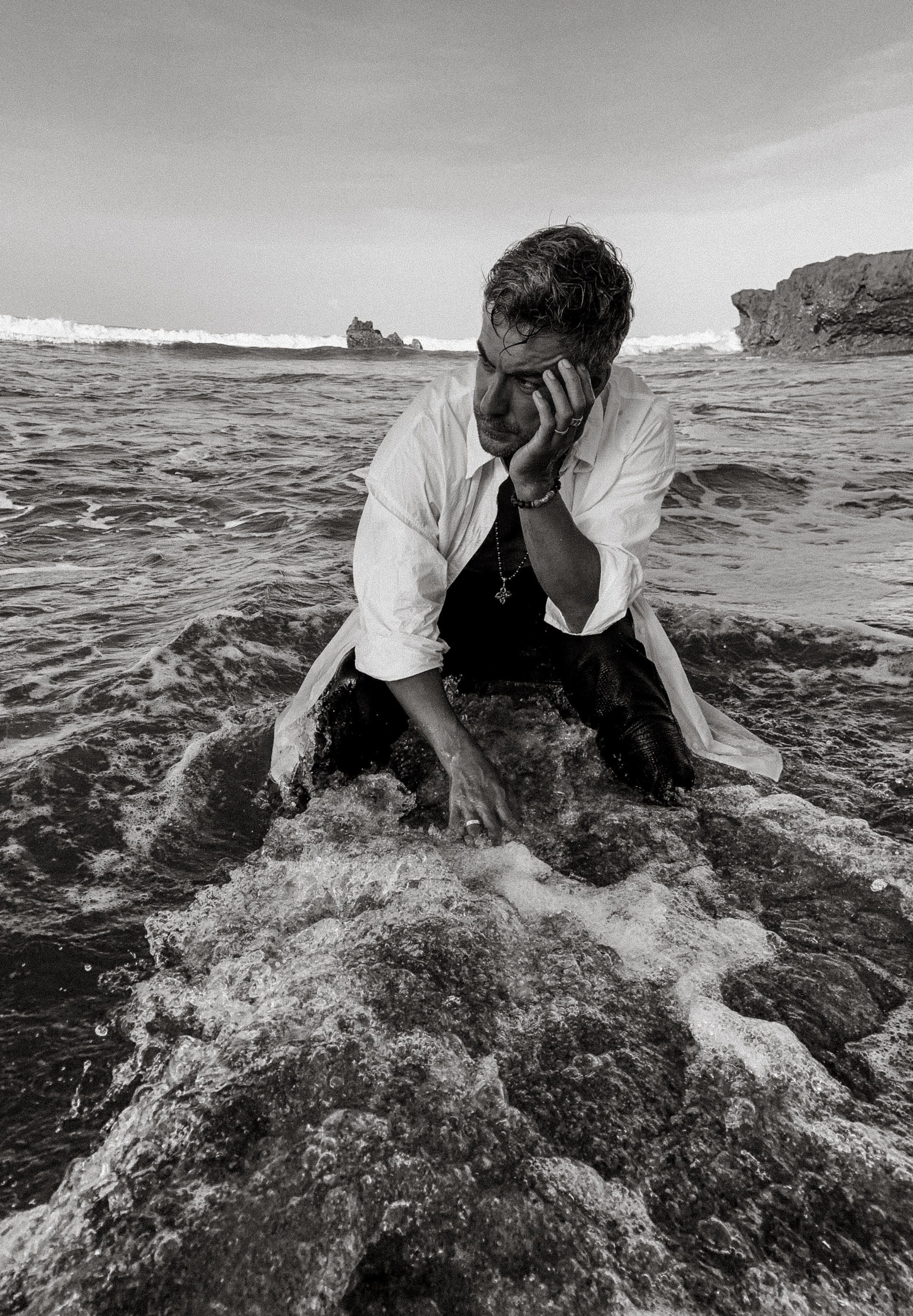 Мужской портрет, мужская фотосессия. Портретный и ню фотограф в Москве Александра Мишура