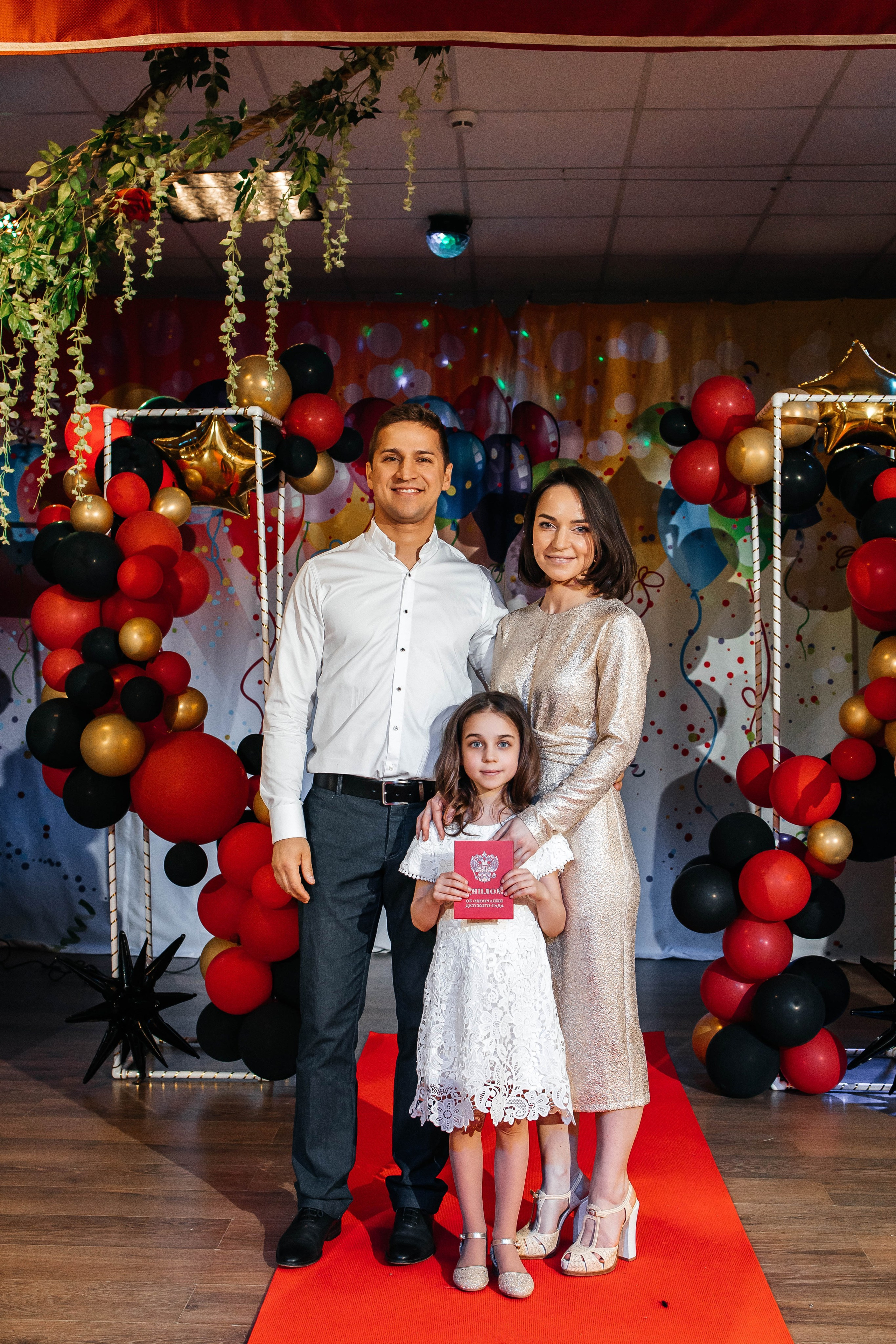 Выпускной в ЛИМПИК. Фотограф в Санкт-Петербурге Виктория Безверхая