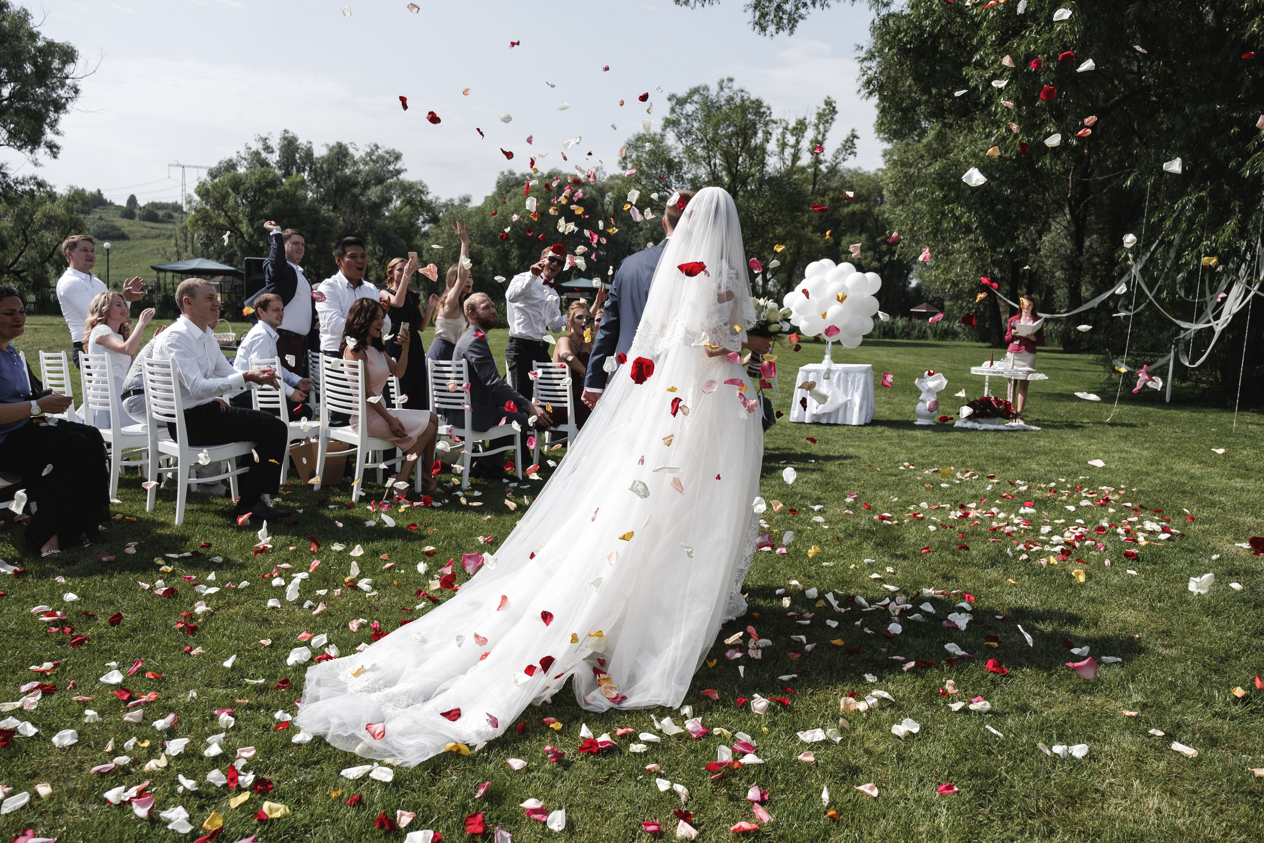 Прогулка Олеси и Вадима (узнали звездных гостей?). Профессиональный фотограф Николай Рождественский. Москва, Омск, Тюмень
