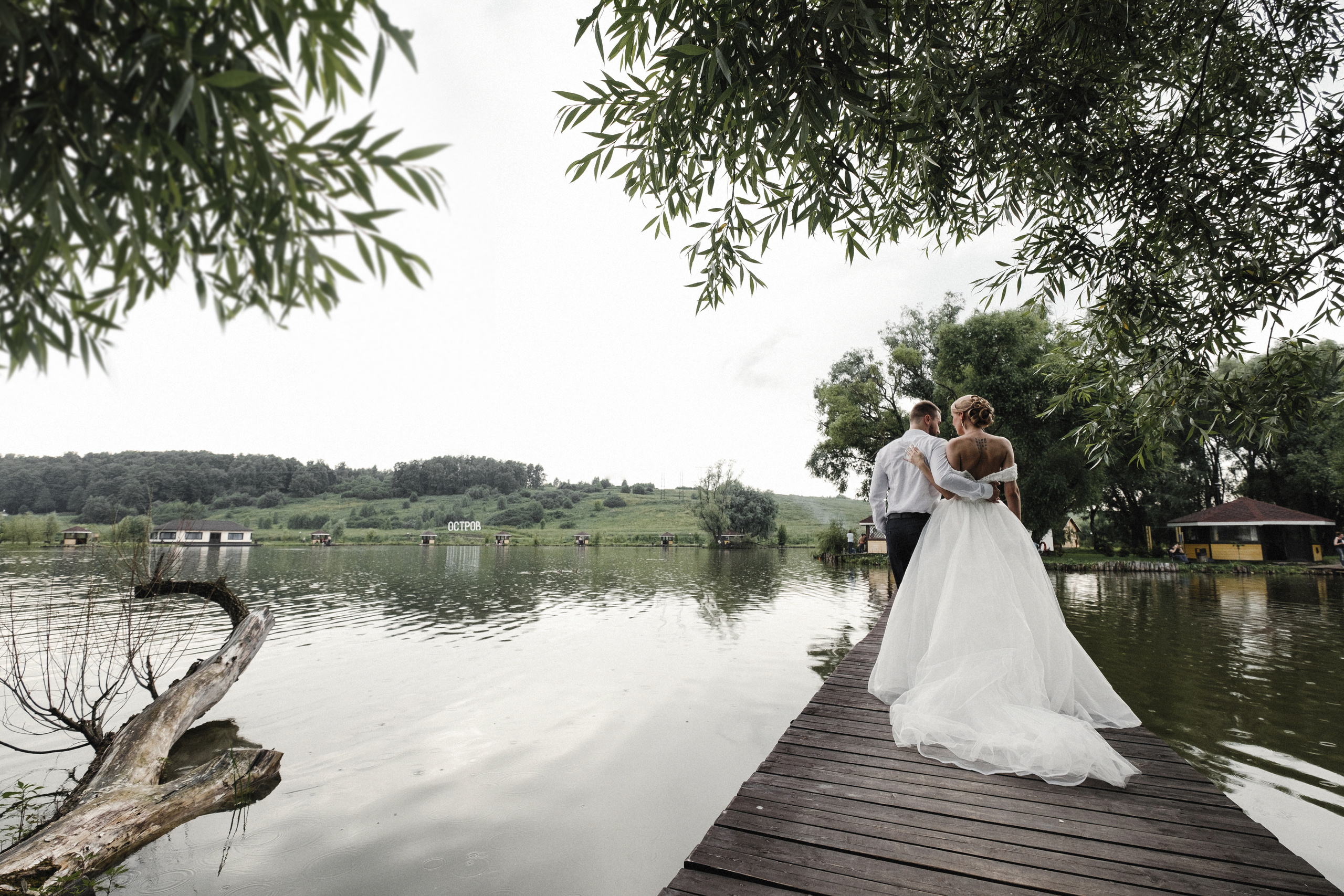 Прогулка Олеси и Вадима (узнали звездных гостей?). Профессиональный фотограф Николай Рождественский. Москва, Омск, Тюмень