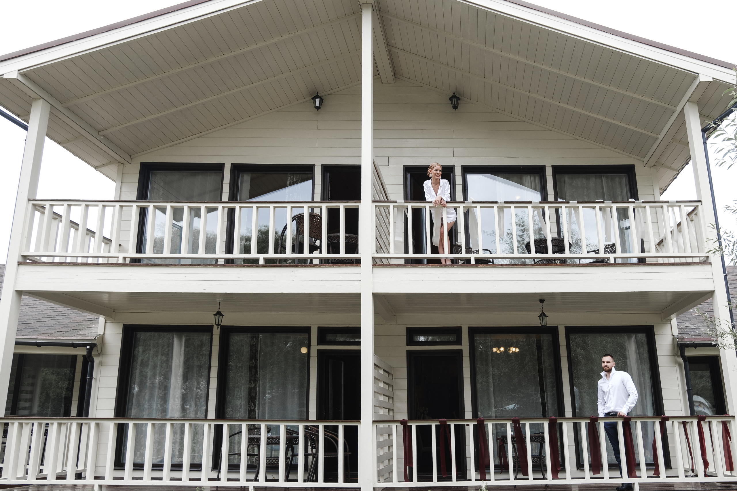 Прогулка Олеси и Вадима (узнали звездных гостей?). Профессиональный фотограф Николай Рождественский. Москва, Омск, Тюмень