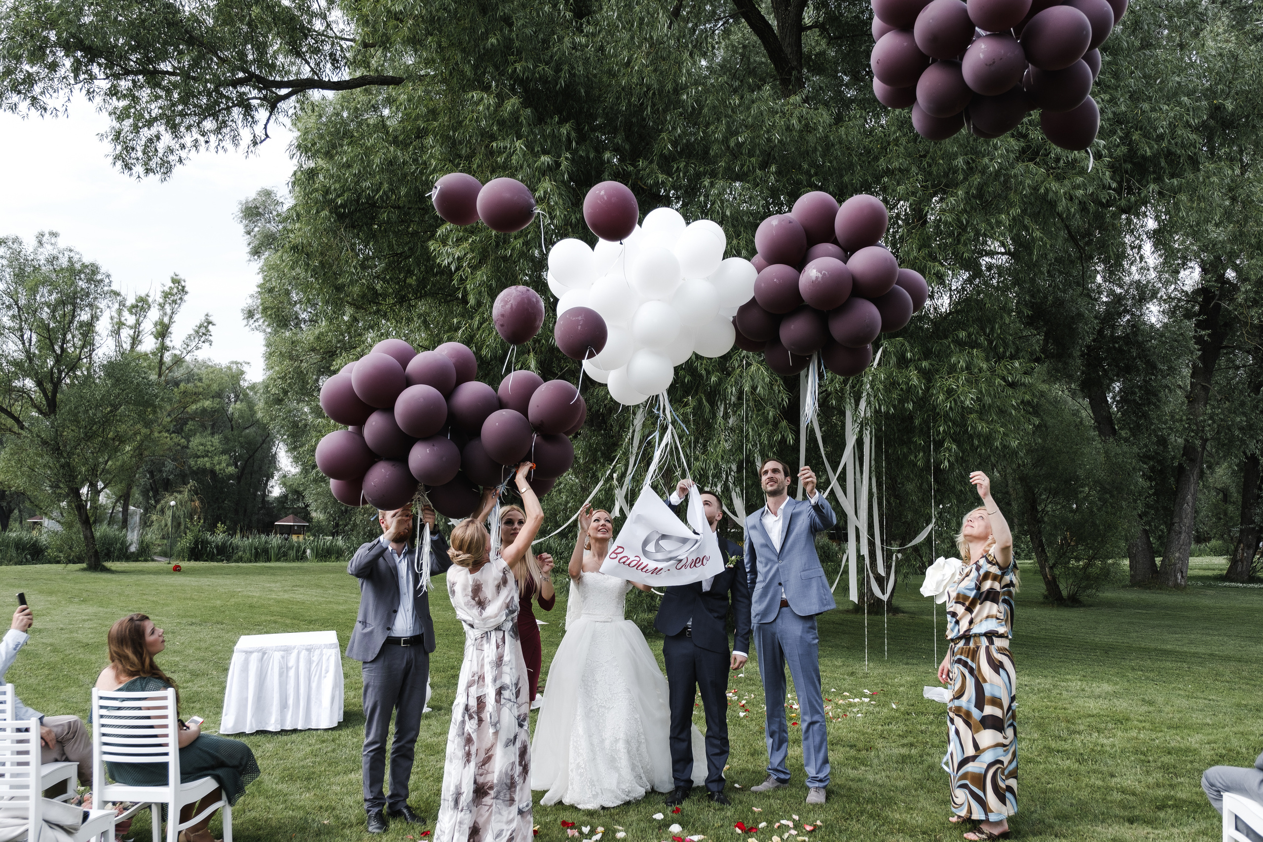 Прогулка Олеси и Вадима (узнали звездных гостей?). Профессиональный фотограф Николай Рождественский. Москва, Омск, Тюмень