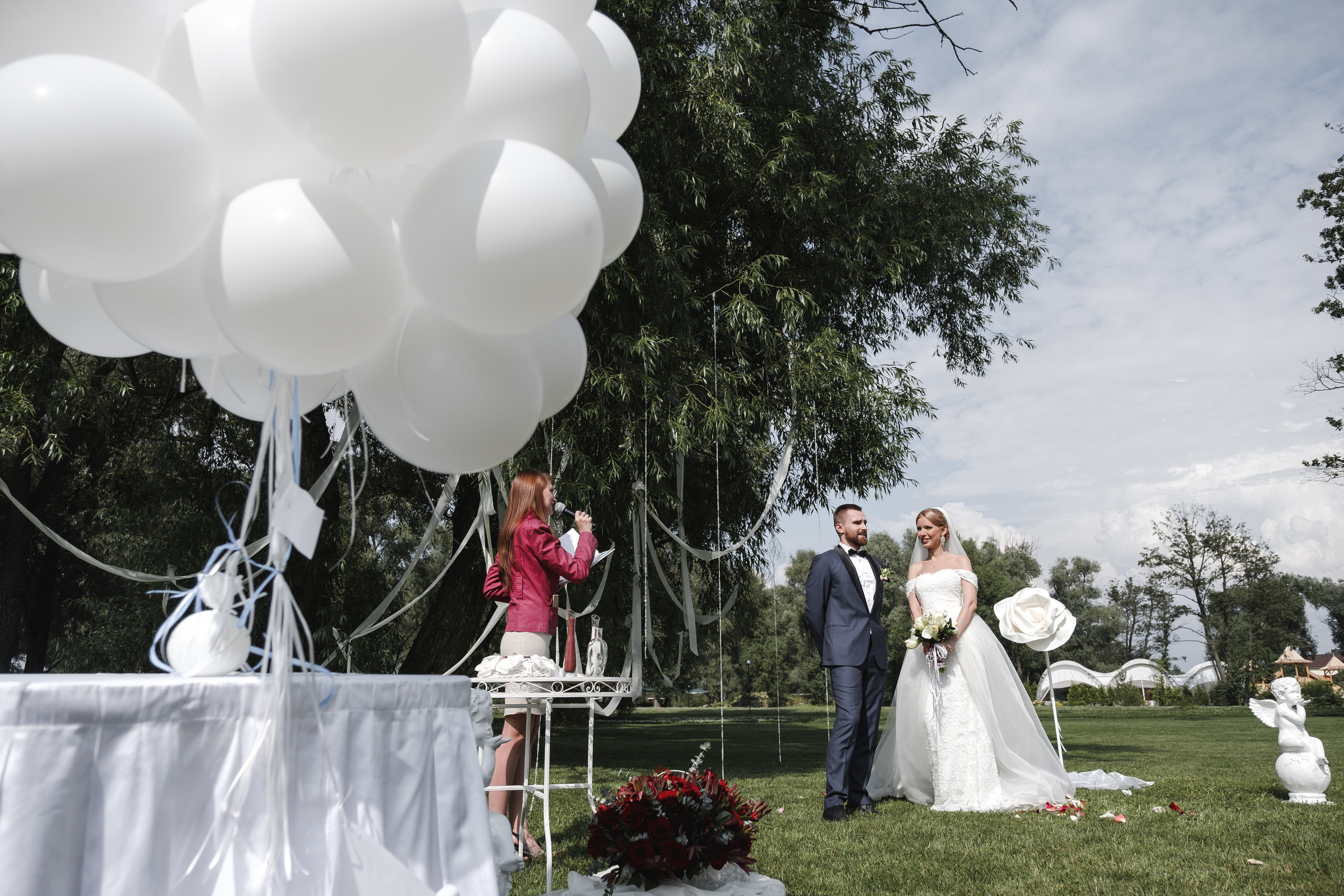 Прогулка Олеси и Вадима (узнали звездных гостей?). Профессиональный фотограф Николай Рождественский. Москва, Омск, Тюмень