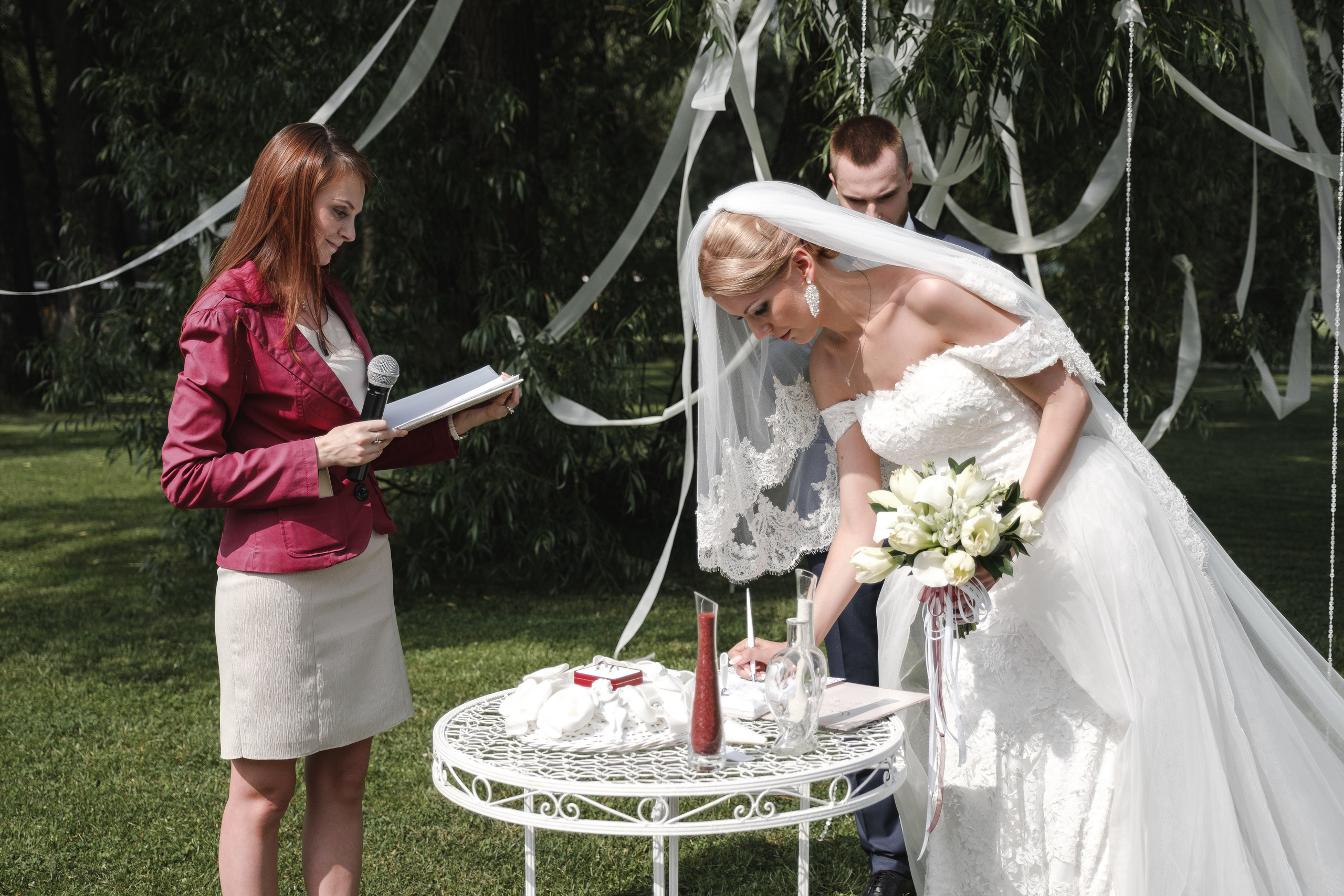Прогулка Олеси и Вадима (узнали звездных гостей?). Профессиональный фотограф Николай Рождественский. Москва, Омск, Тюмень