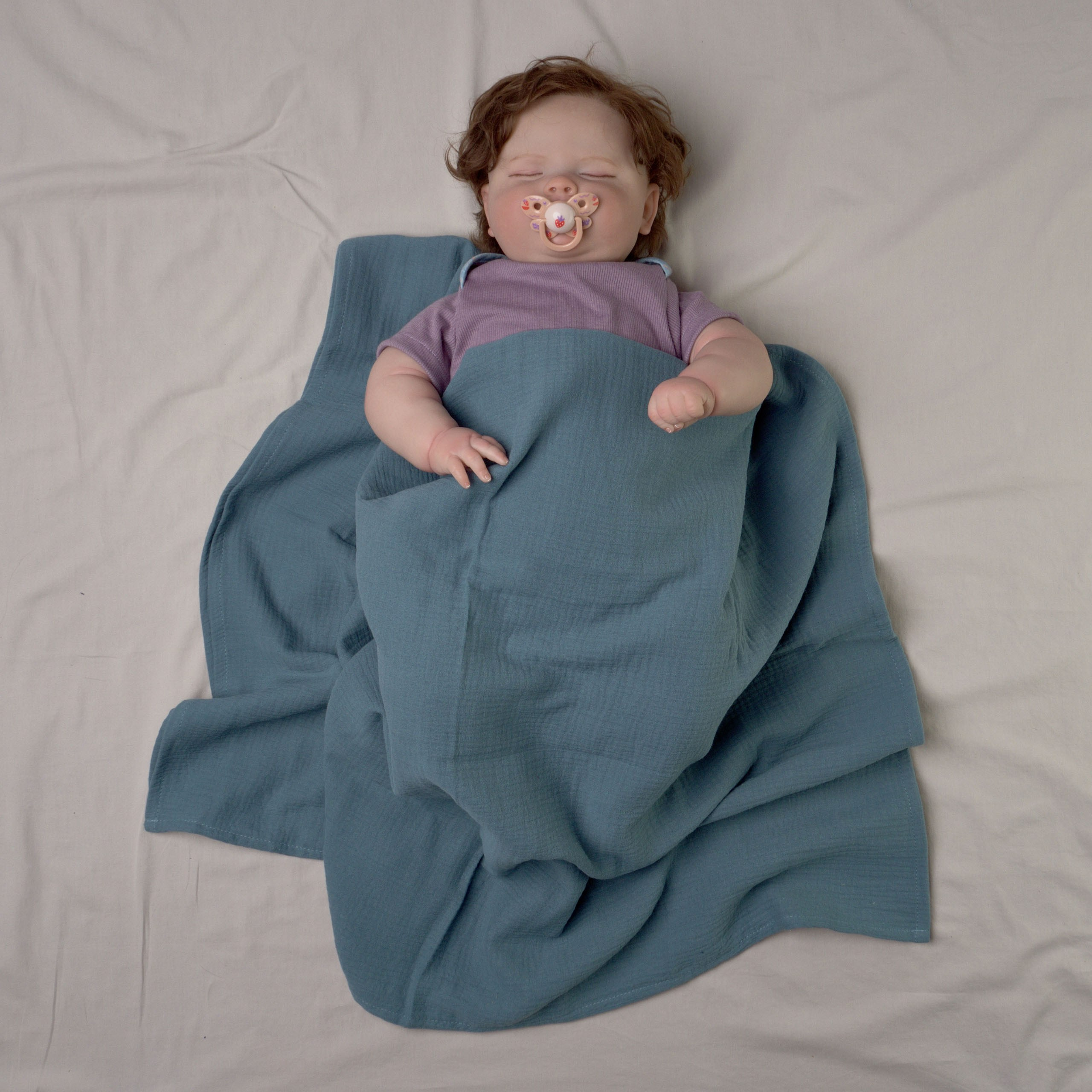 Предметные съёмки товаров для дома и кухни, изделий из ткани и прочих хозяйственных принадлежностей