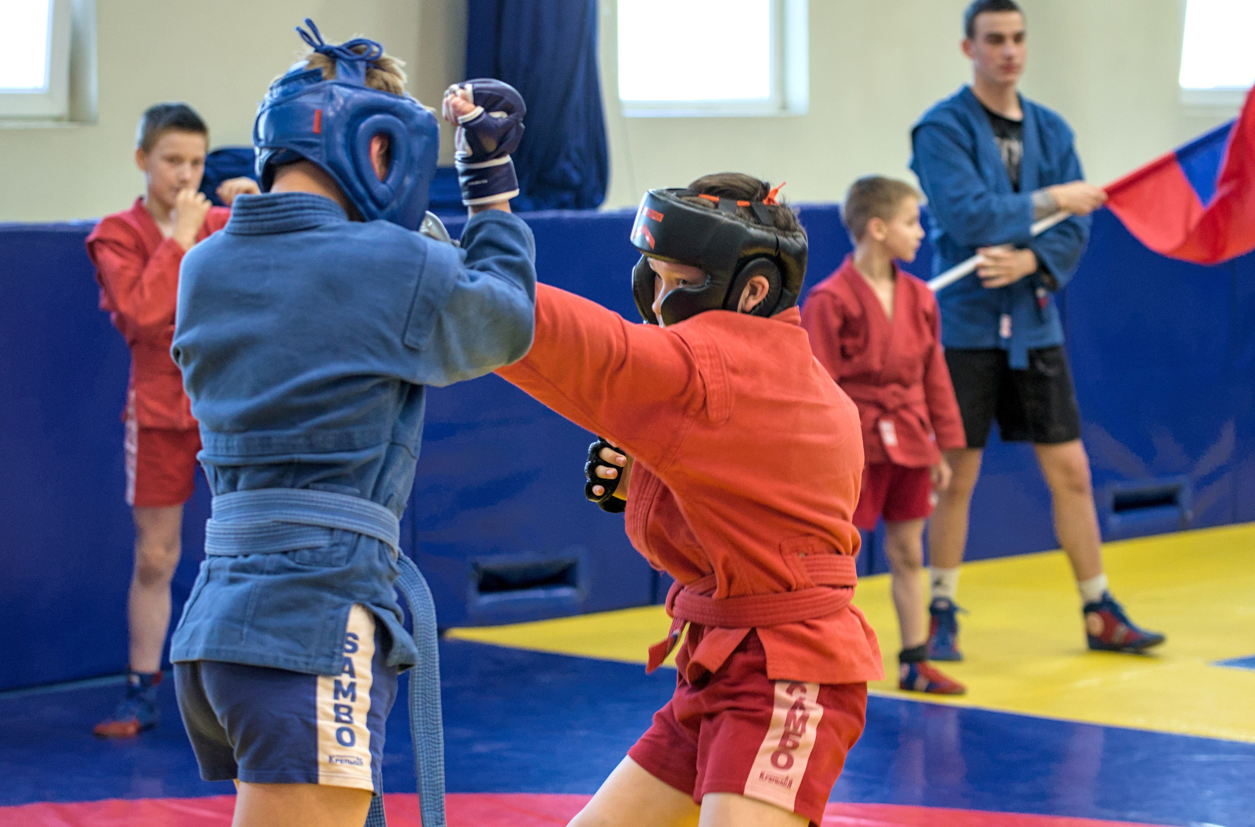Показательные выступления для родителей секции спортивно-боевого самбо. Фото детских спортивных мероприятий и всякое интересное через объектив