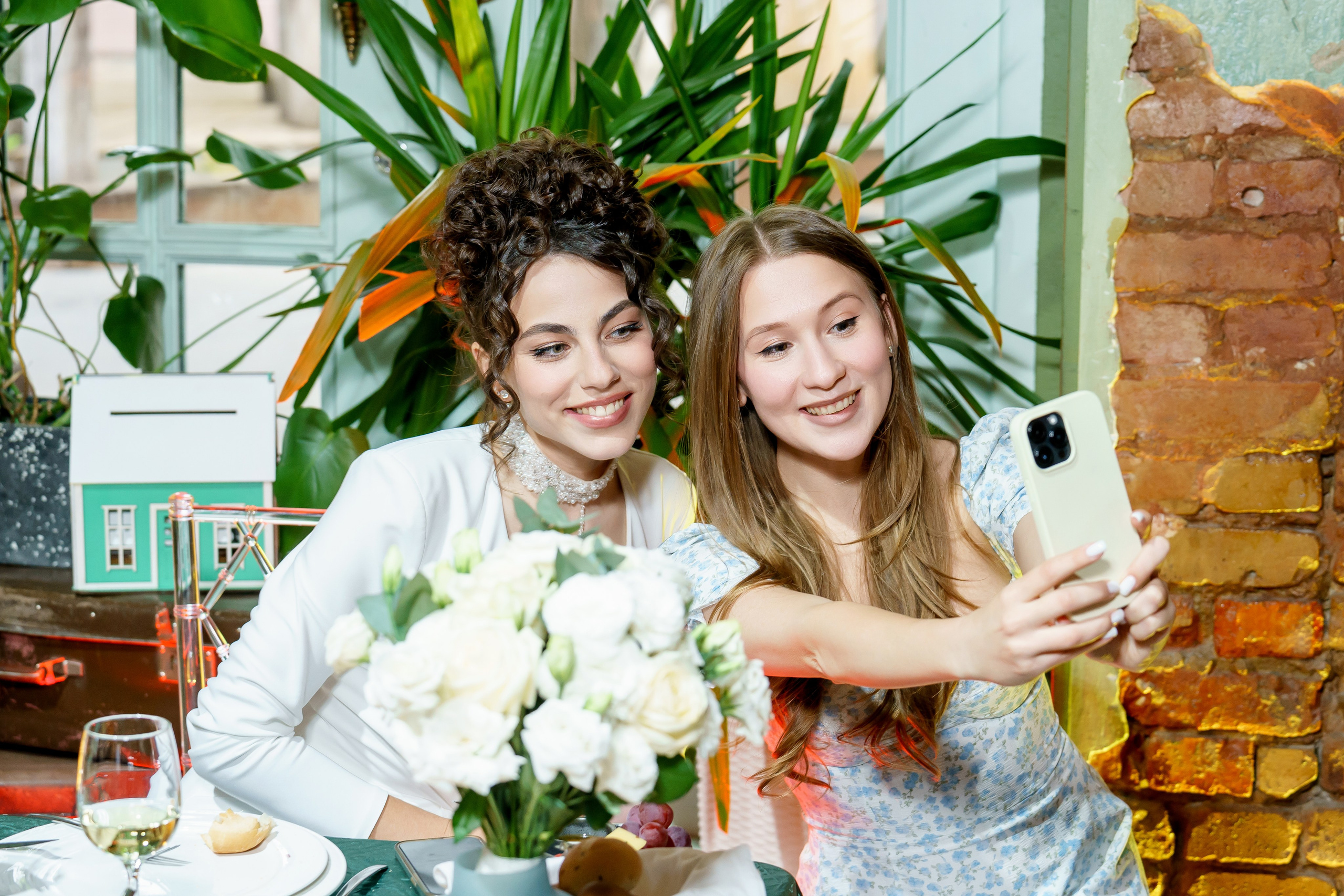 Александра и Иван. Свадебный банкет Loft Hall. Фотограф и видеограф в Москве и Московской области Мария Вишня