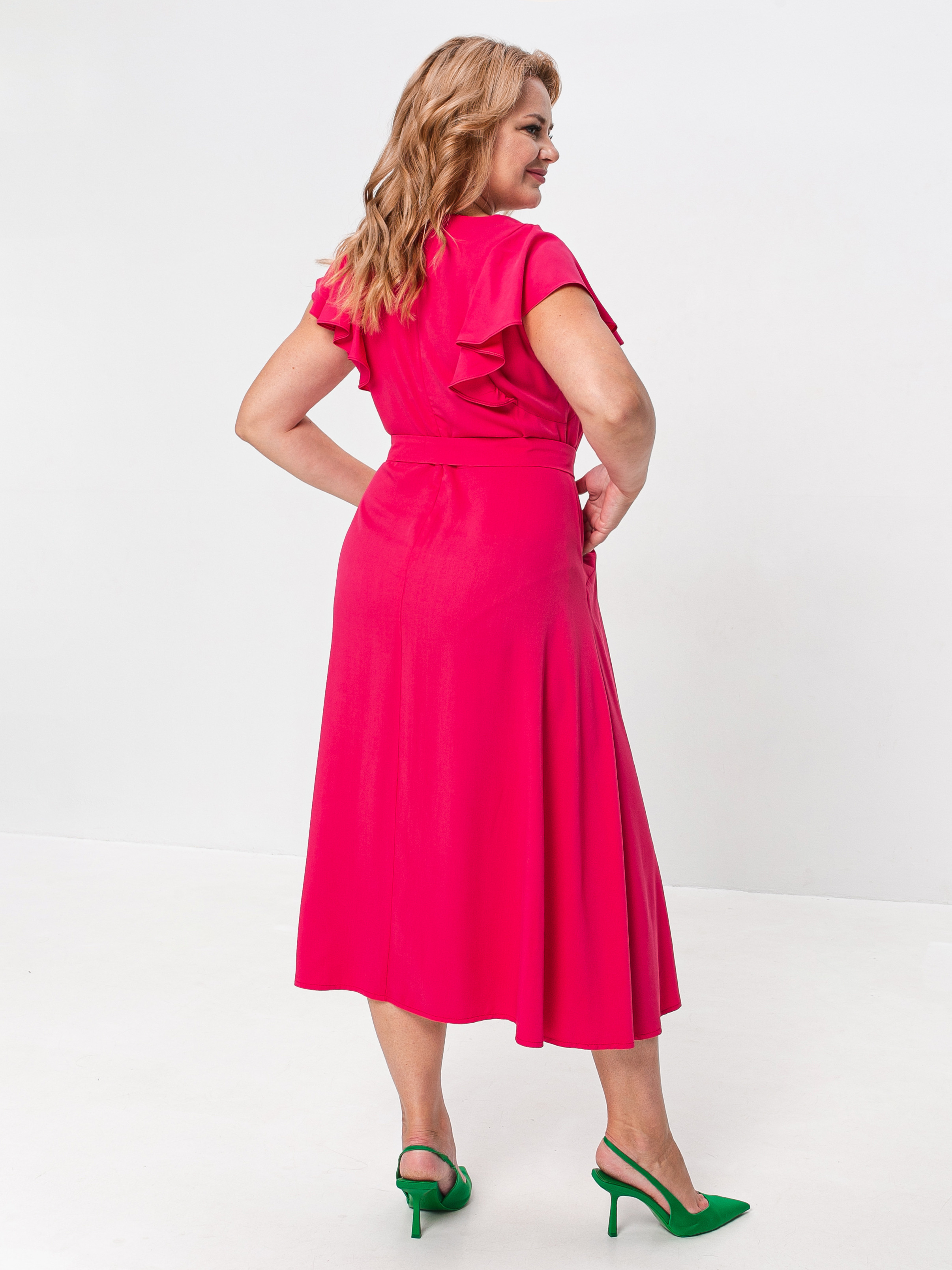 Съемка женской одежды для Wildberries. Фотограф в Ростове-на-Дону Екатерина Романова