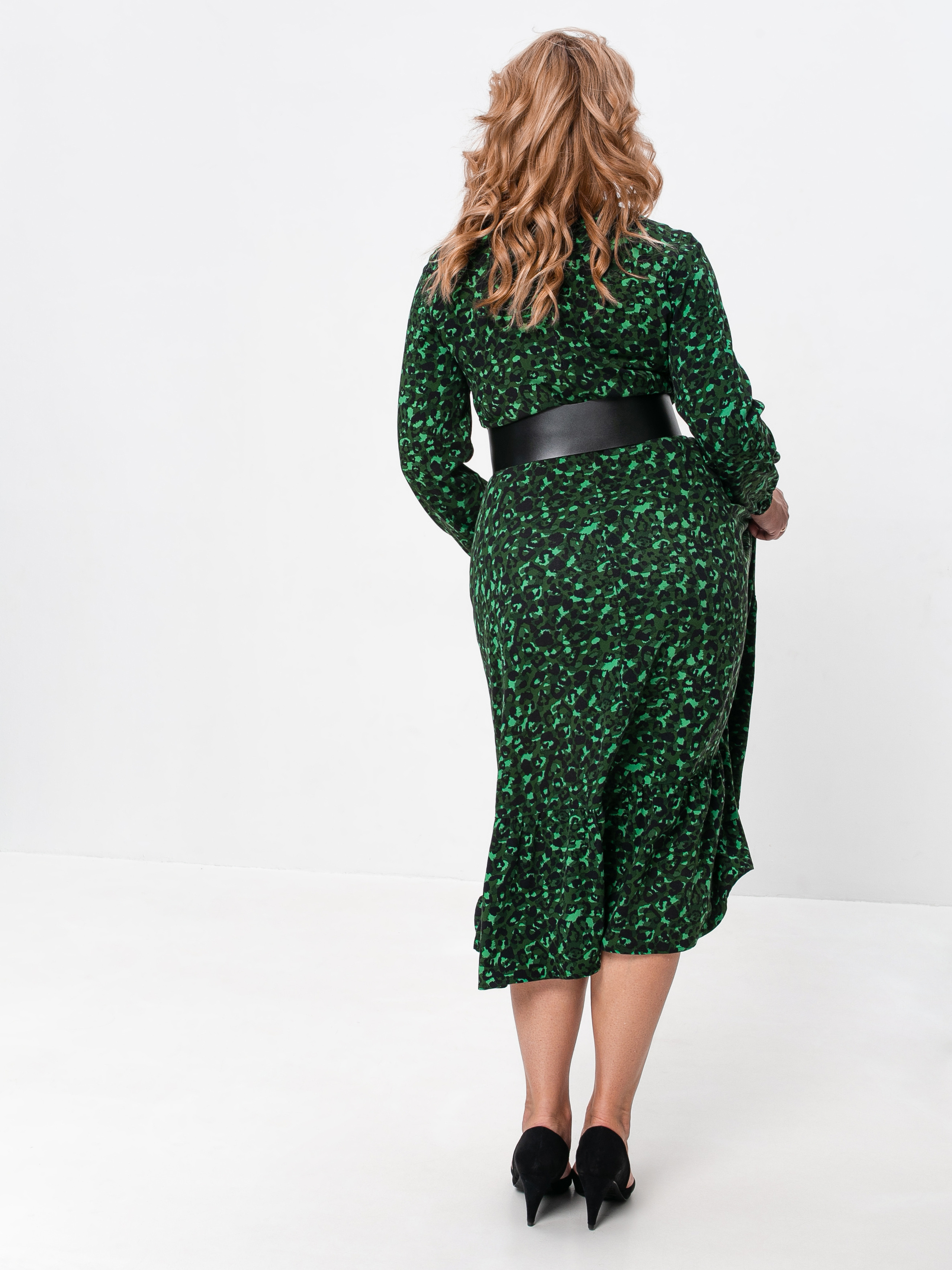 Съемка женской одежды для Wildberries. Фотограф в Ростове-на-Дону Екатерина Романова