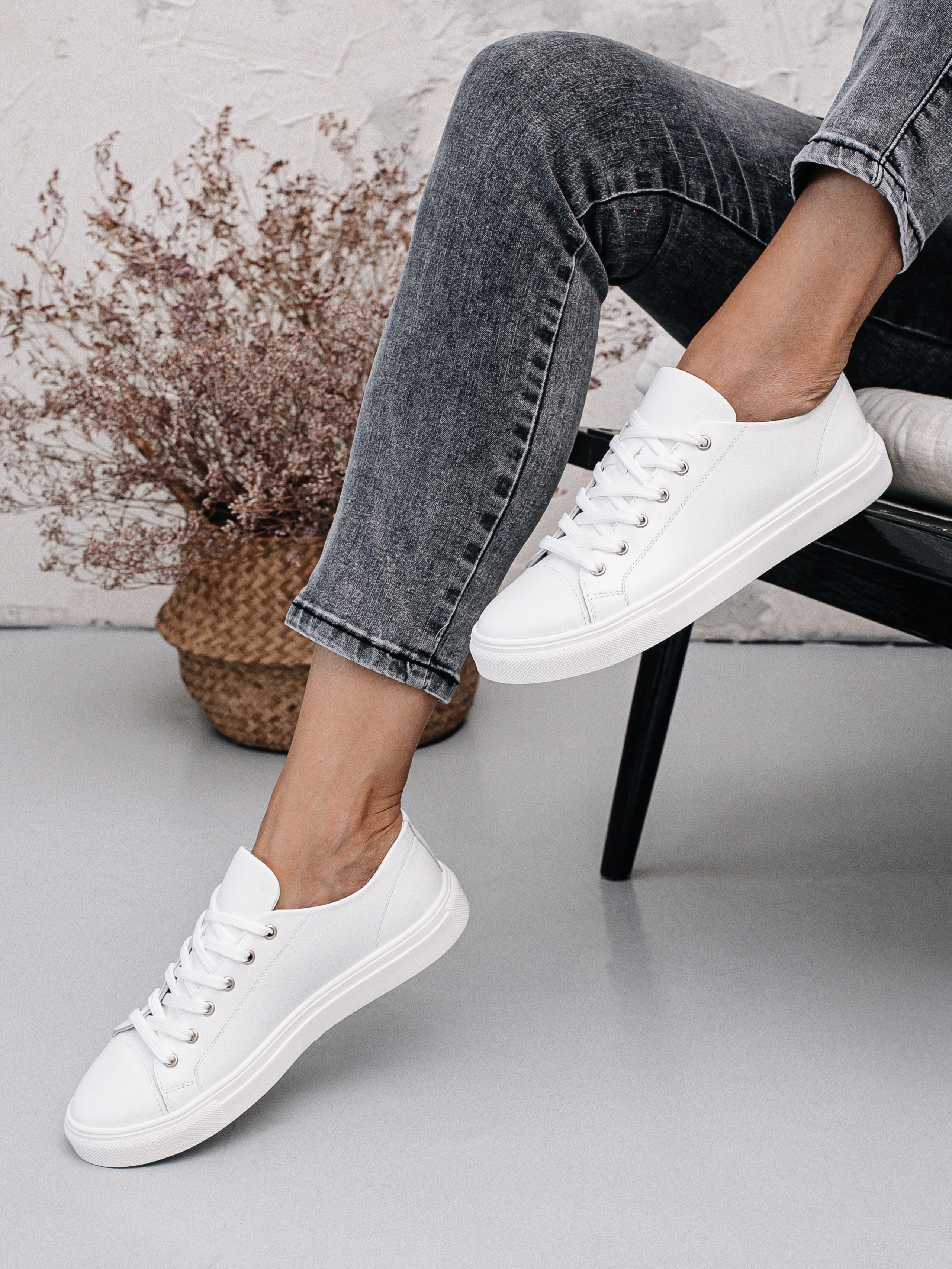 Съемка обуви для Wildberries. Фотограф в Ростове-на-Дону Екатерина Романова