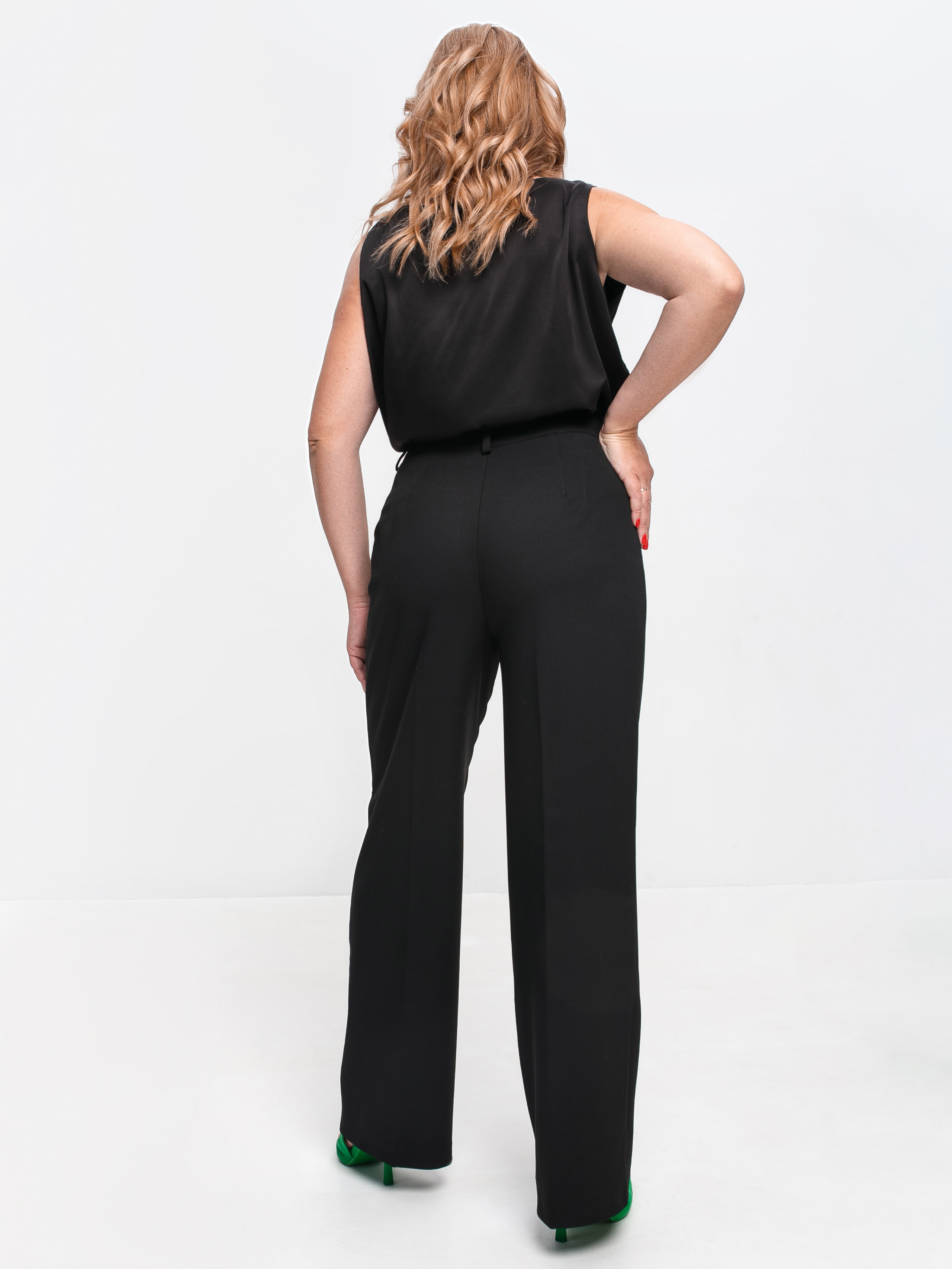 Съемка женской одежды для Wildberries. Фотограф в Ростове-на-Дону Екатерина Романова