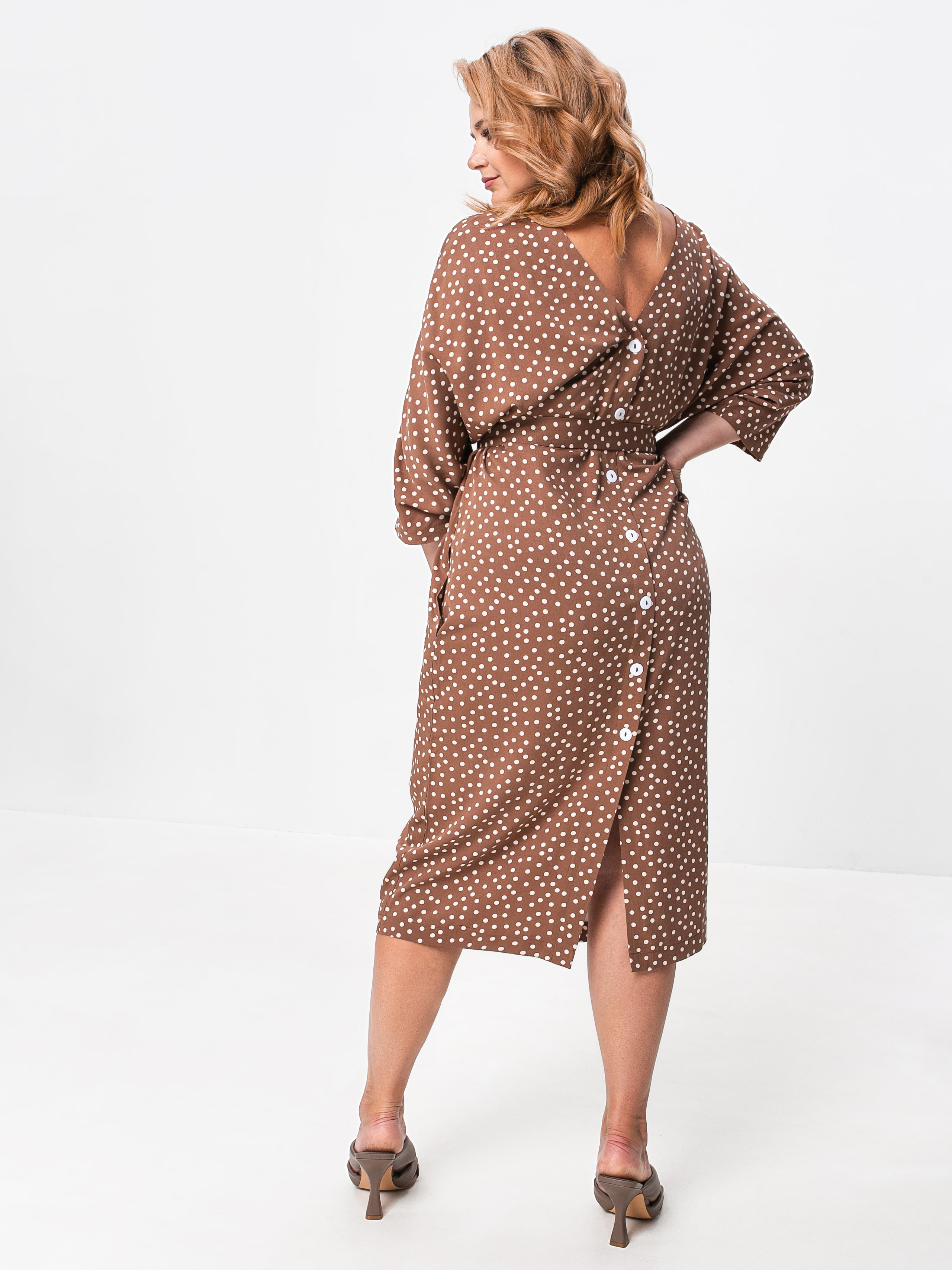 Съемка женской одежды для Wildberries. Фотограф в Ростове-на-Дону Екатерина Романова