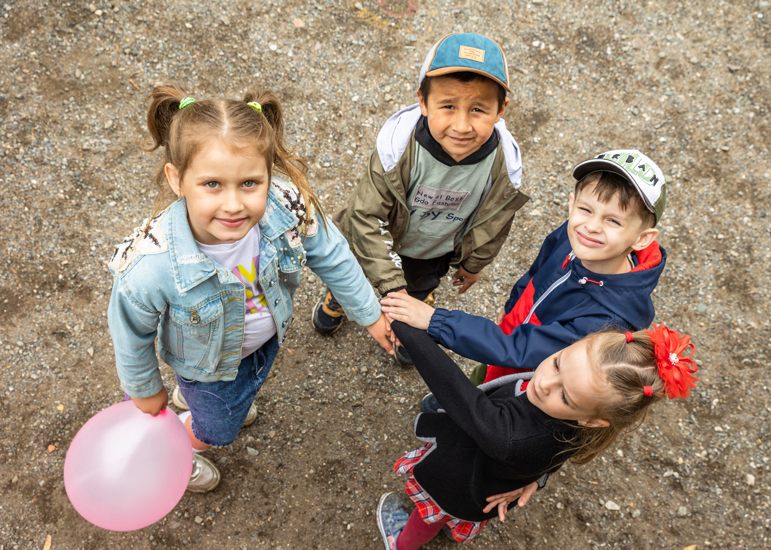 Репортажно-постановочная съемка в саду. Детский семейный фотограф в г. Находка Ольга Коваленко, фотостудия Memories