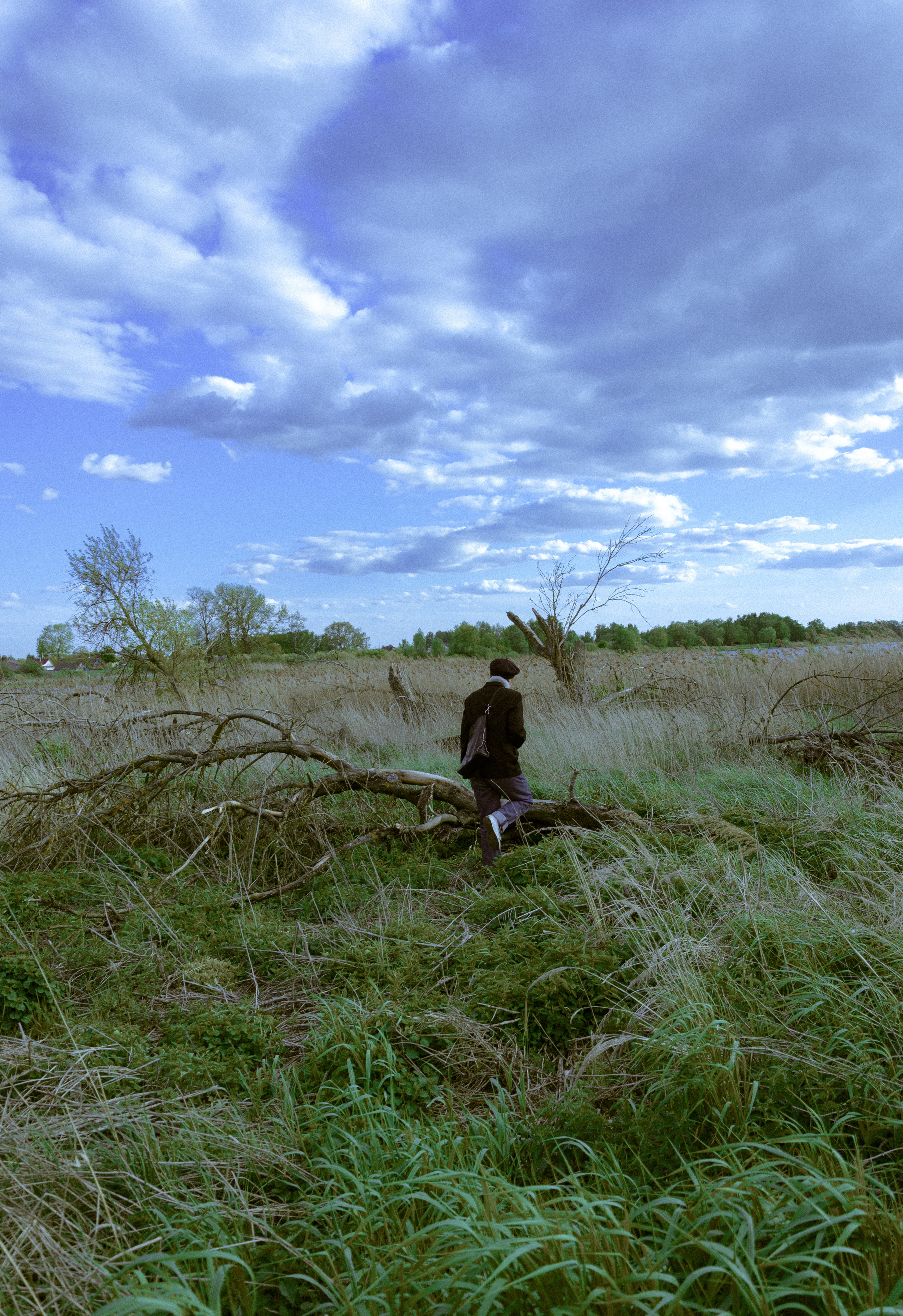 Mid 20's. Photographer Barcelona