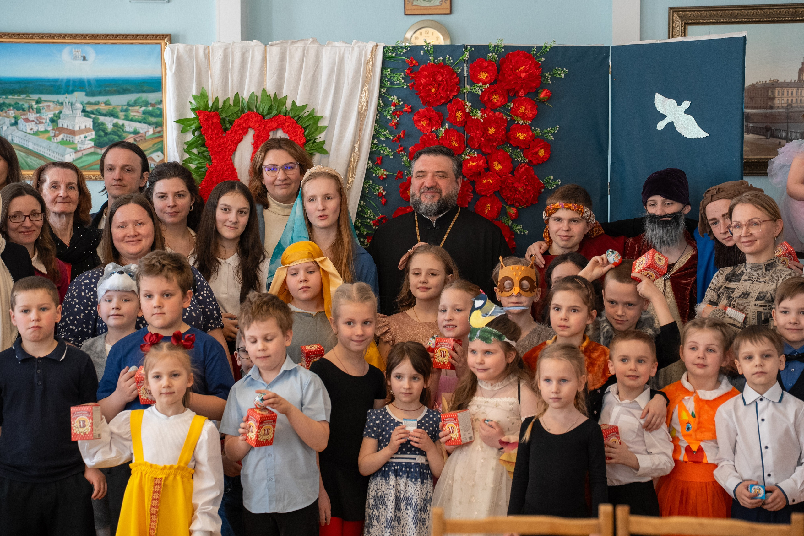 СВЕТЛАЯ ПАСХА В ВОСКРЕСНОЙ ШКОЛЕ. НИКОЛО-БОГОЯВЛЕНСКИЙ МОРСКОЙ СОБОР