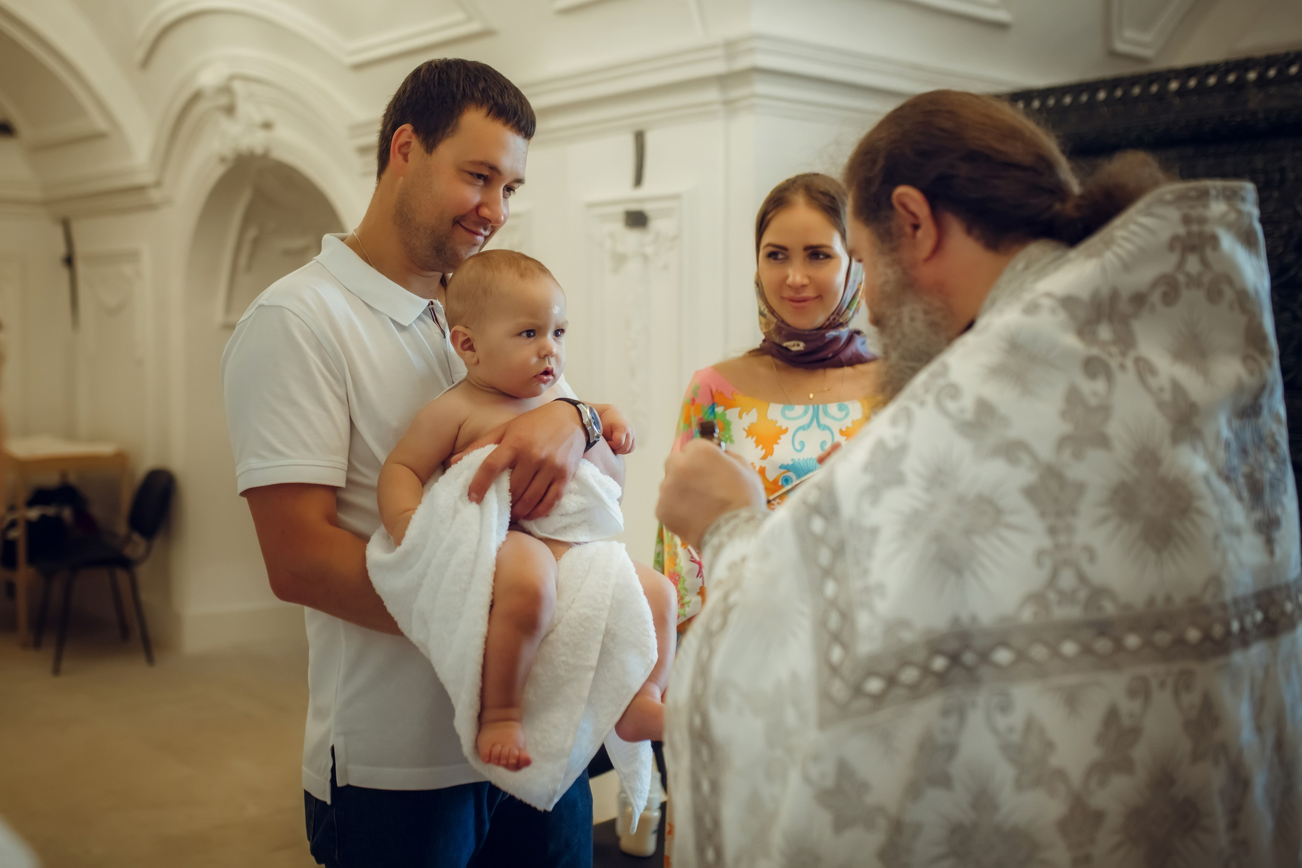 Крещение Эрнеста. Фотограф на Крещение, семейный фотограф в Москве