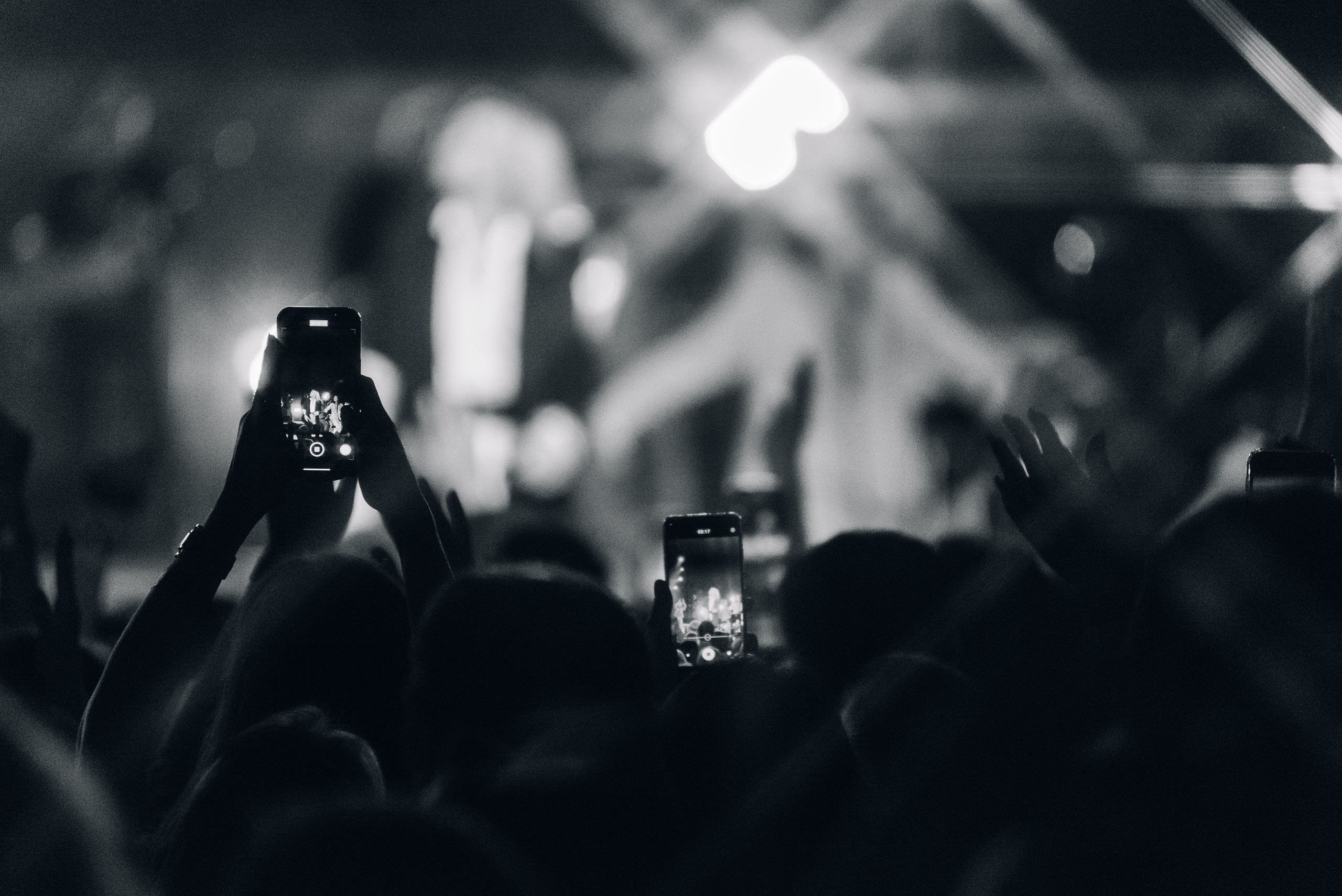 Дискотека 80-90-2000х — «Имена на все времена», Крокус Сити Холл. Бренд-фотограф для экспертов и блогеров в Москве Влада Горбовская