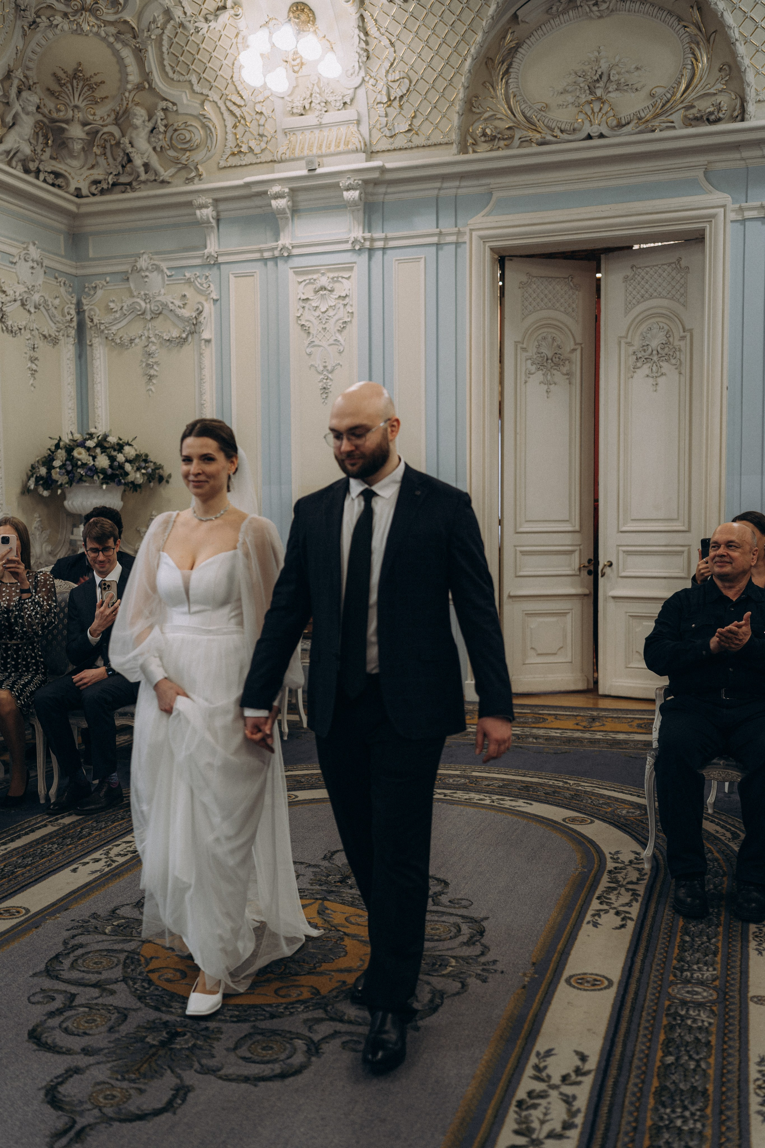 СВАДЕБНАЯ СЬЕМКА ВО ВТОРОМ ДВОРЦЕ (ДЕКАБРЬ) ТАКЖЕ СЬЕМКА В СТУДИИ НА ЧЕРНЫШЕВСКОЙ. Профессиональный фотограф, Санкт-Петербург — Виктория Богомолова