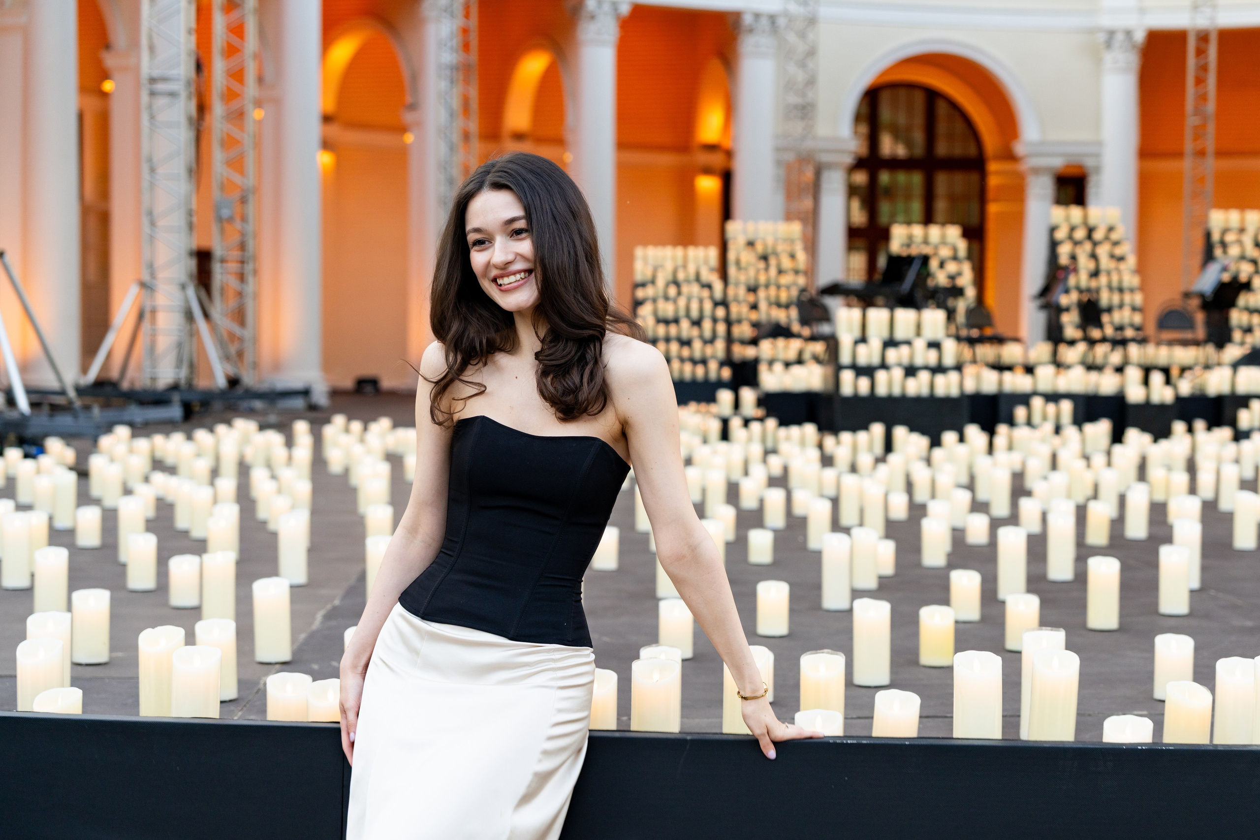 Симфонический оркестр Lumisfera при свечах. Фотограф Никита Комаров