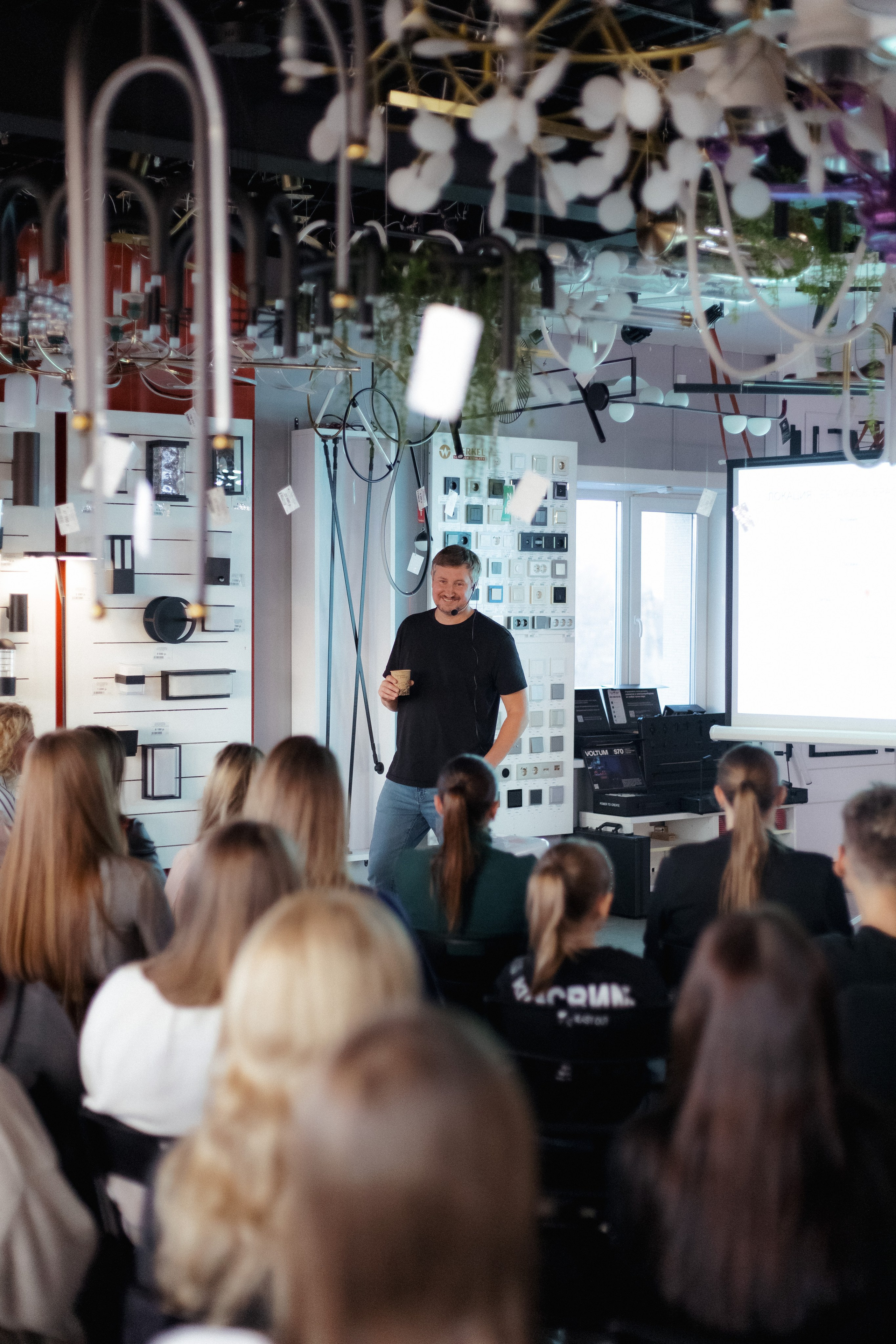 FANDECO [Освещение дома светодизайнера]. СВОИ. ФОТООТЧЕТЫ-СОБЫТИЯ-МЕСТА