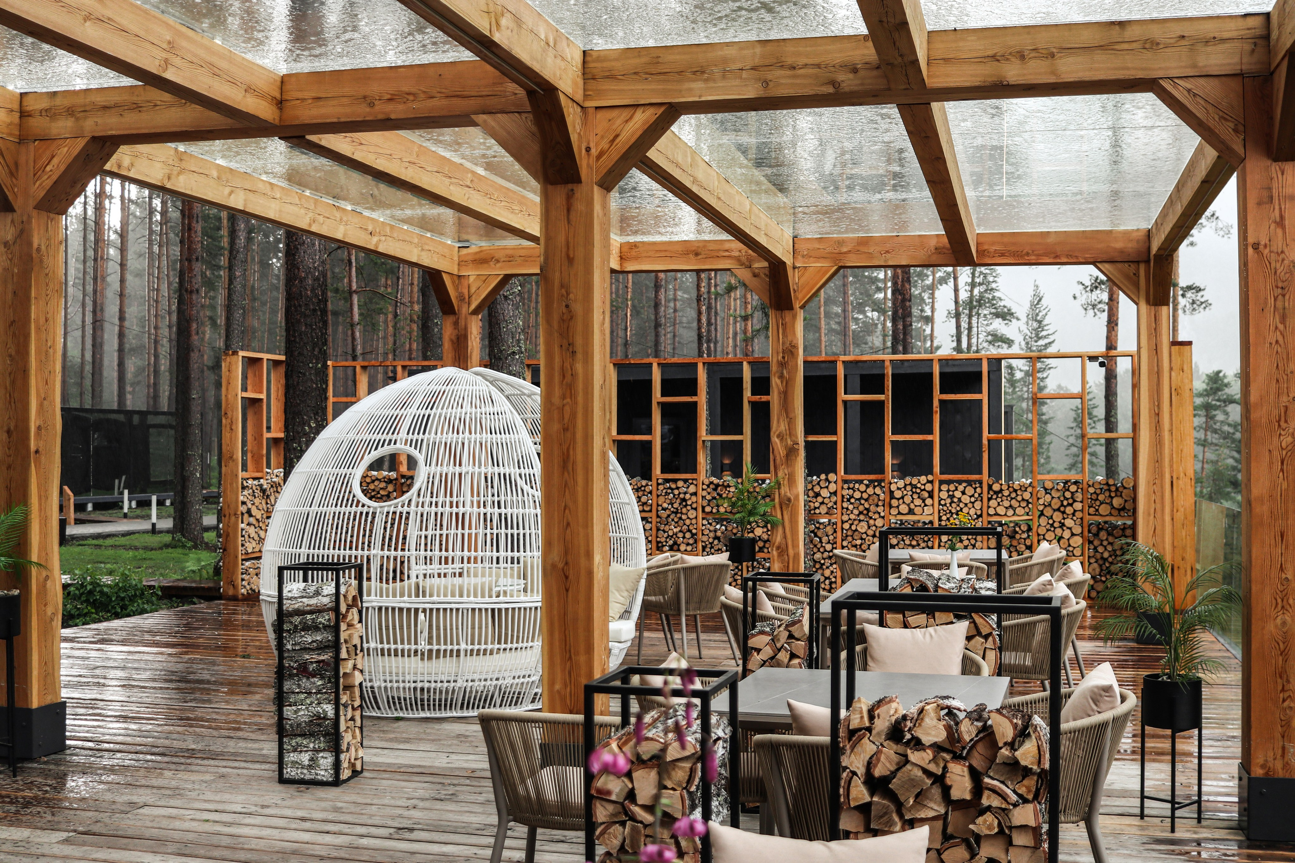 «Pinewood» парк-отель, респ. Алтай. Контент фотограф Дмитрий Борисов