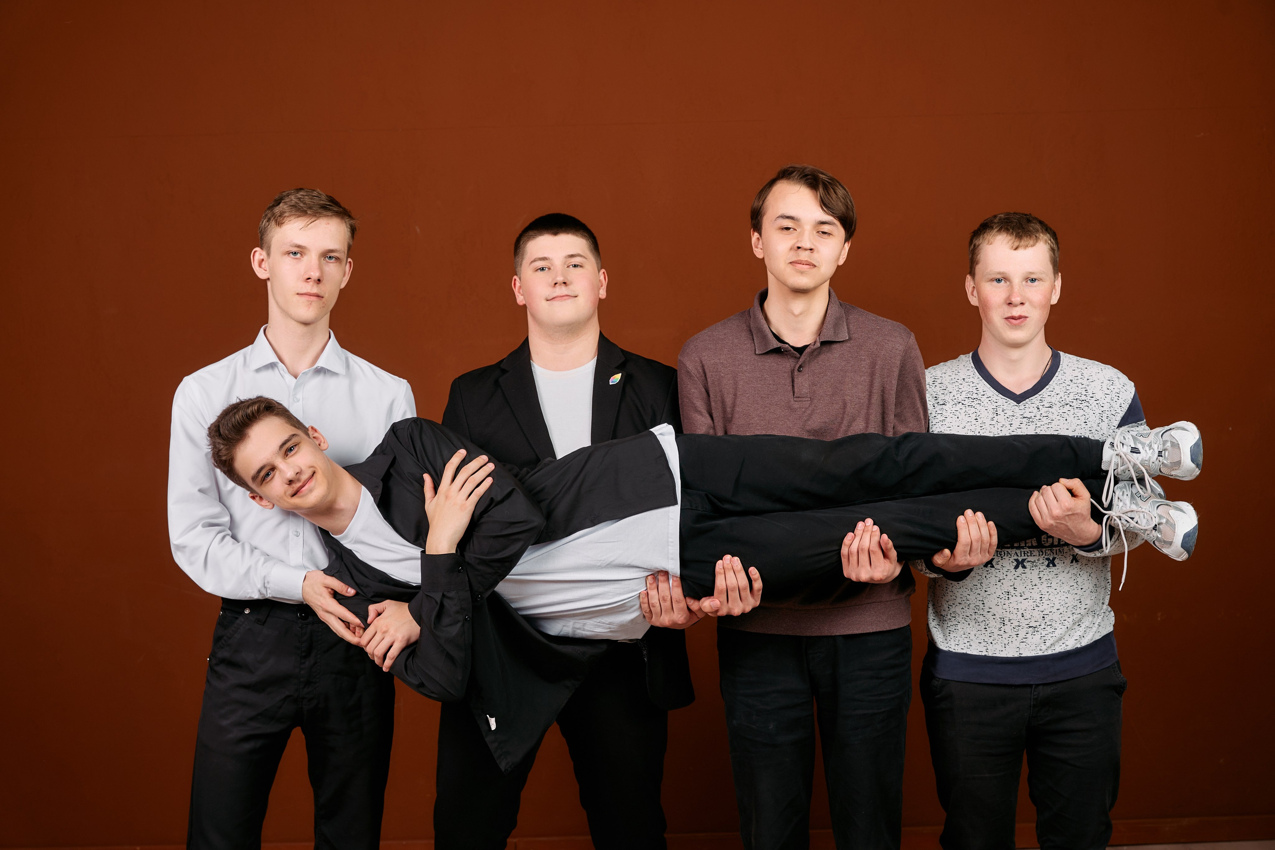 Старшие школьники. Фотограф в Перми (Егор Гладких): цены, портфолио, гайды