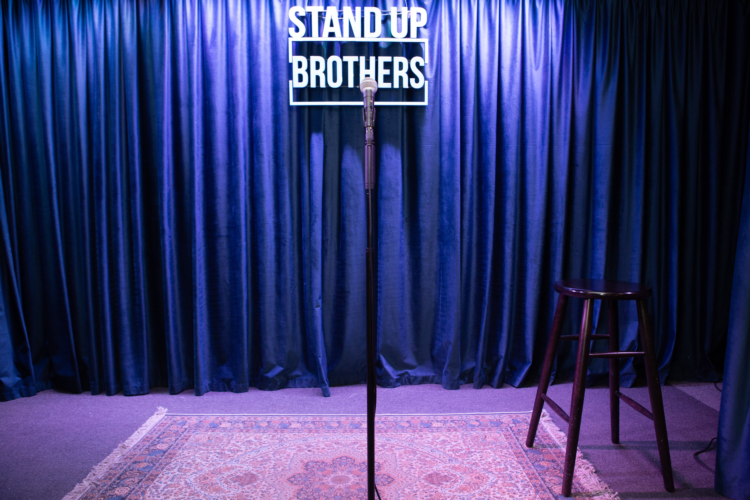 STAND UP. Репортажный фотограф Москва (детские праздники, квизы, концерты, дни рождения, свадьбы)