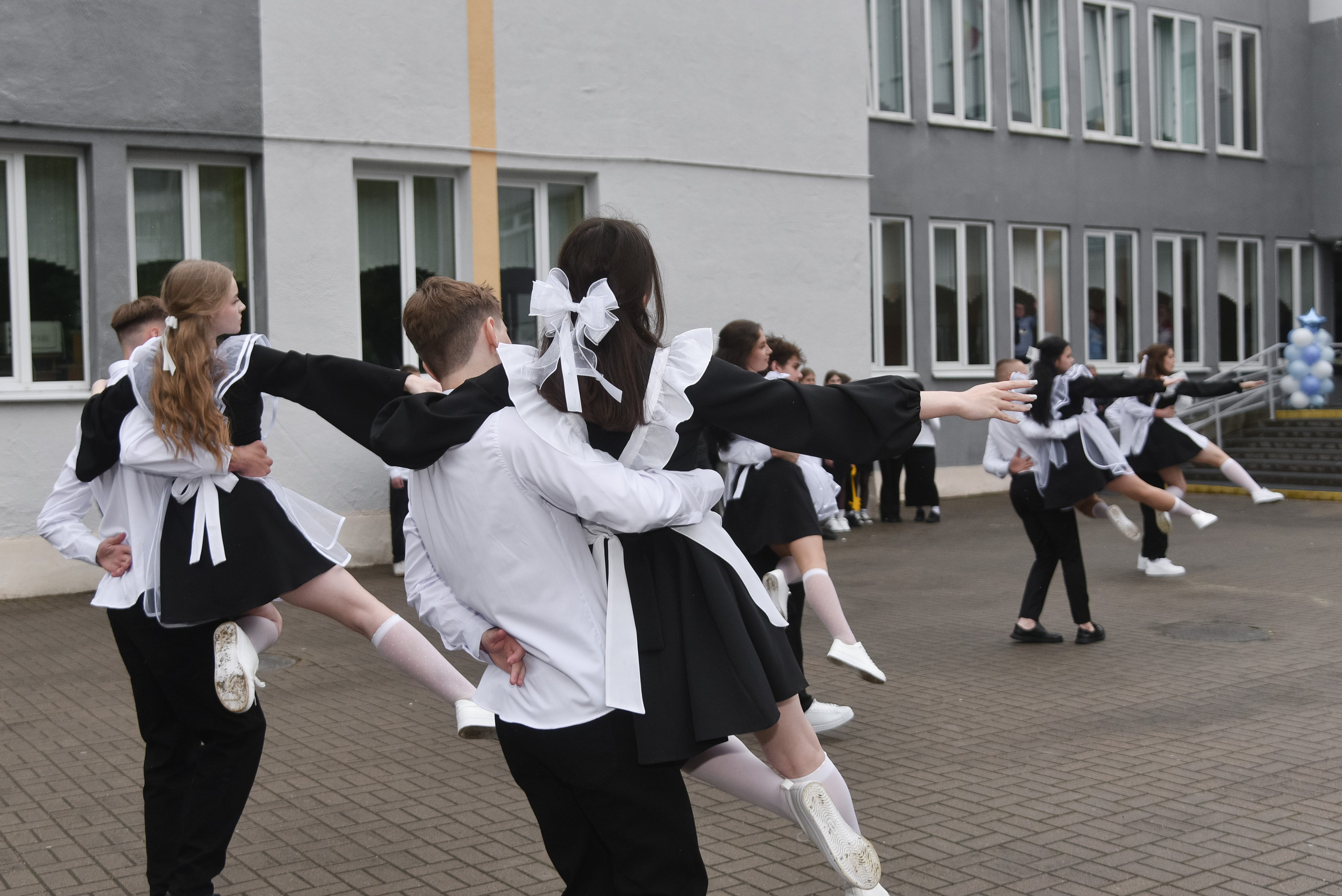 Последний звонок 🔔. Фотограф Олег Юршевич Солигорск Минск