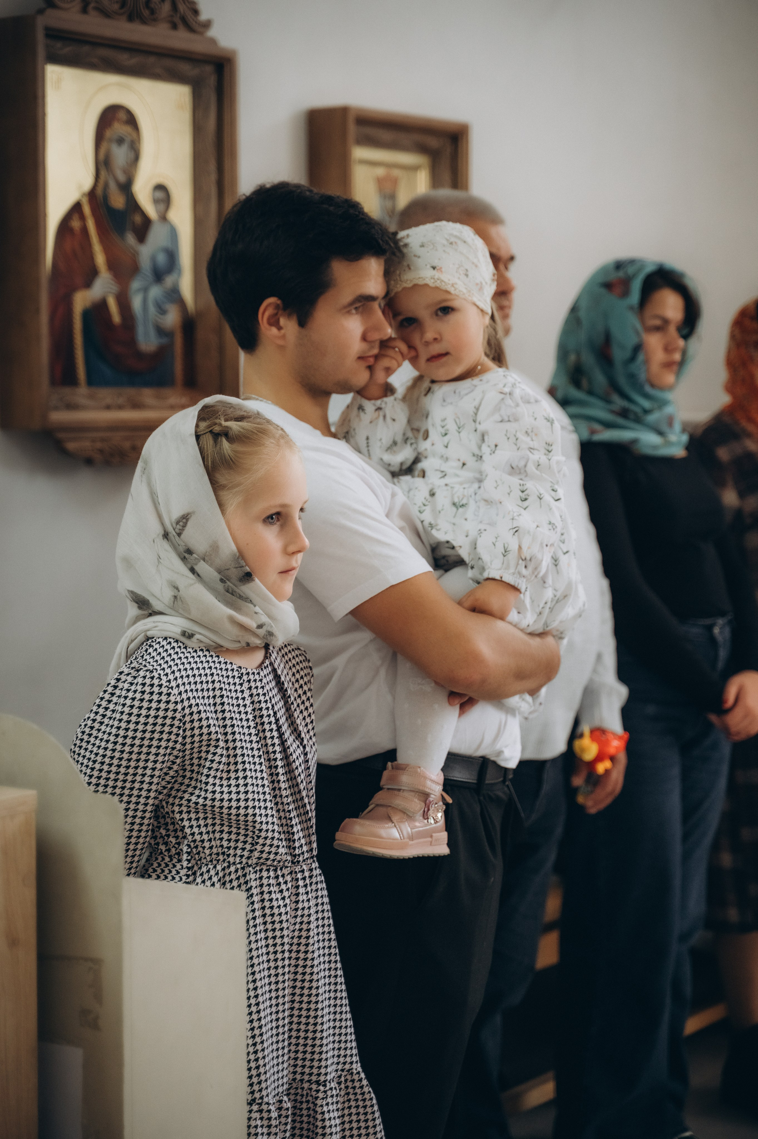 Крещение Ромы (Приход храма святой Равноапостольной княгини Ольги). Семейный фотограф в Минске Дарья Дреко