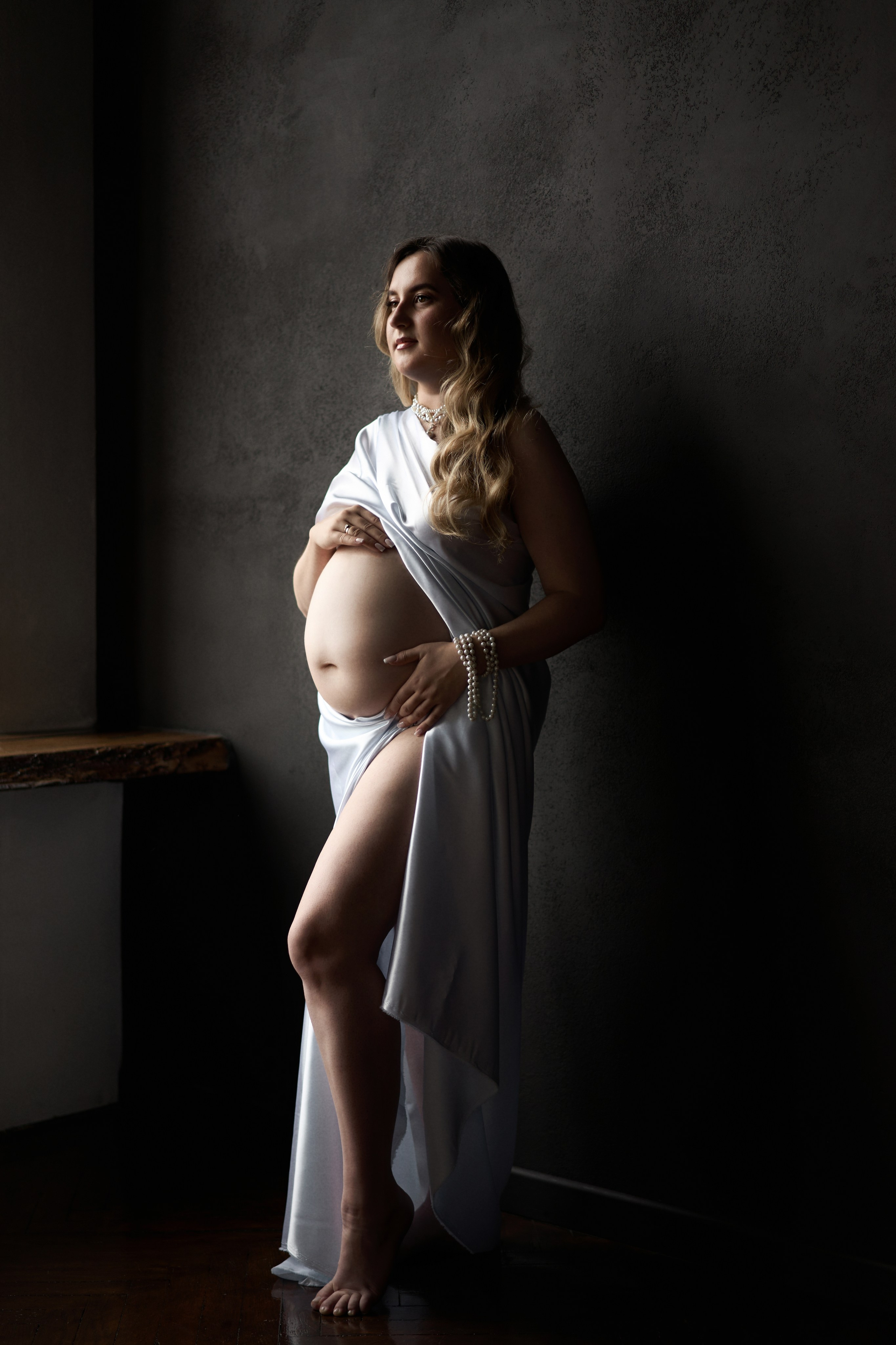 Беременная в ткани фотосессия 30 минут. Фотограф Екатеринбург Кокшарова Александра