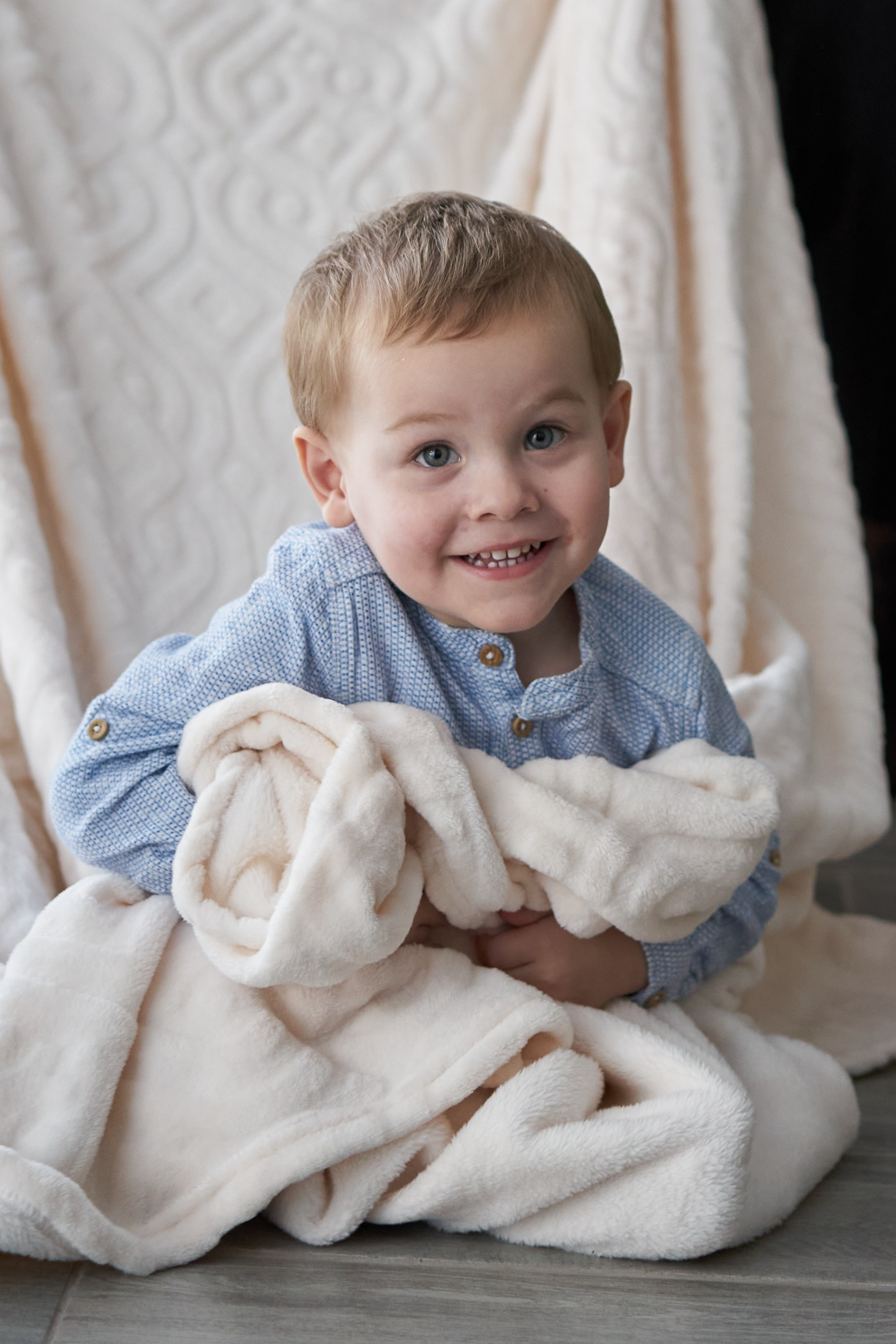 Семейная фотосессия дома. Фотограф Екатеринбург Кокшарова Александра